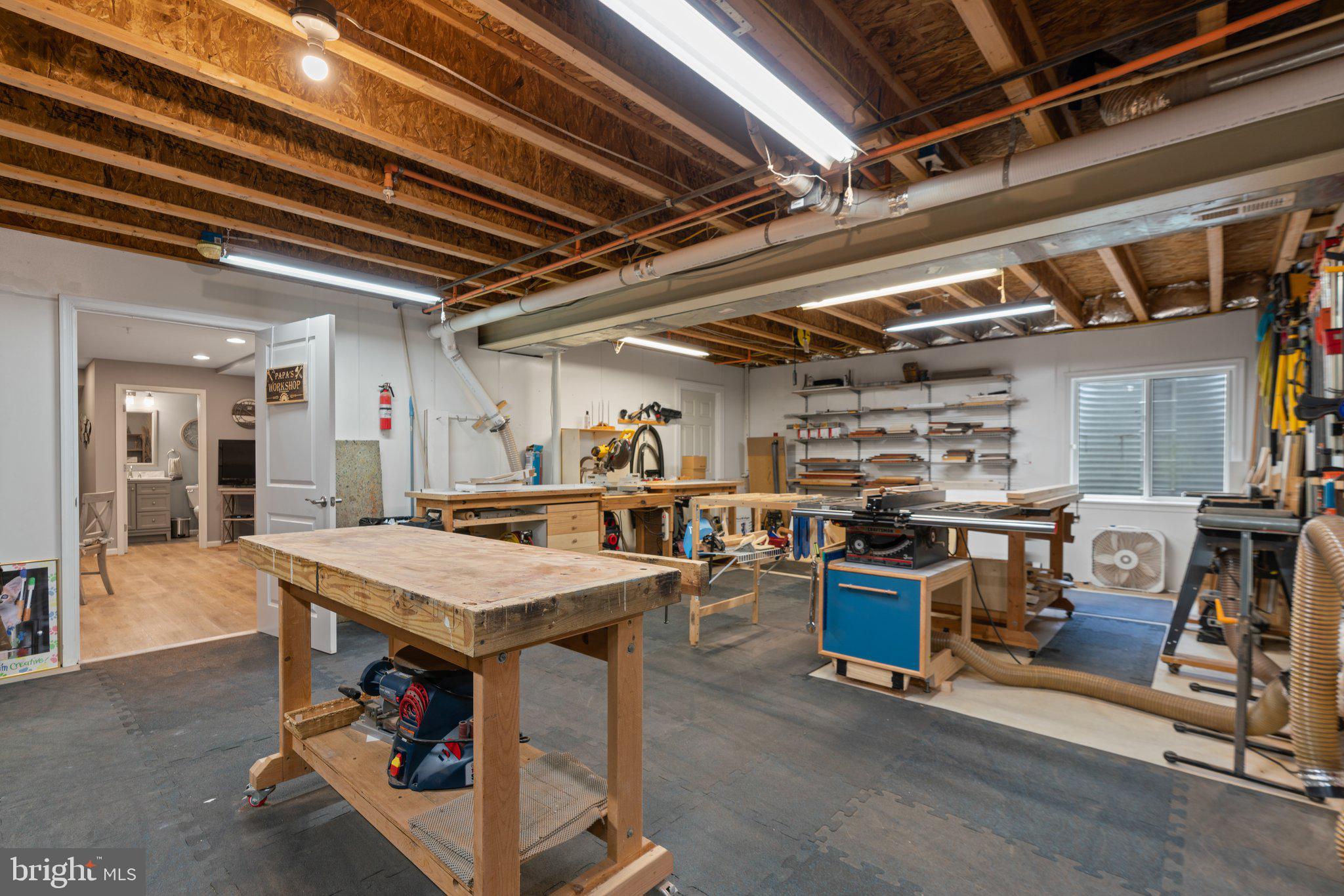 WAVERLY WOODS WEST - Residential