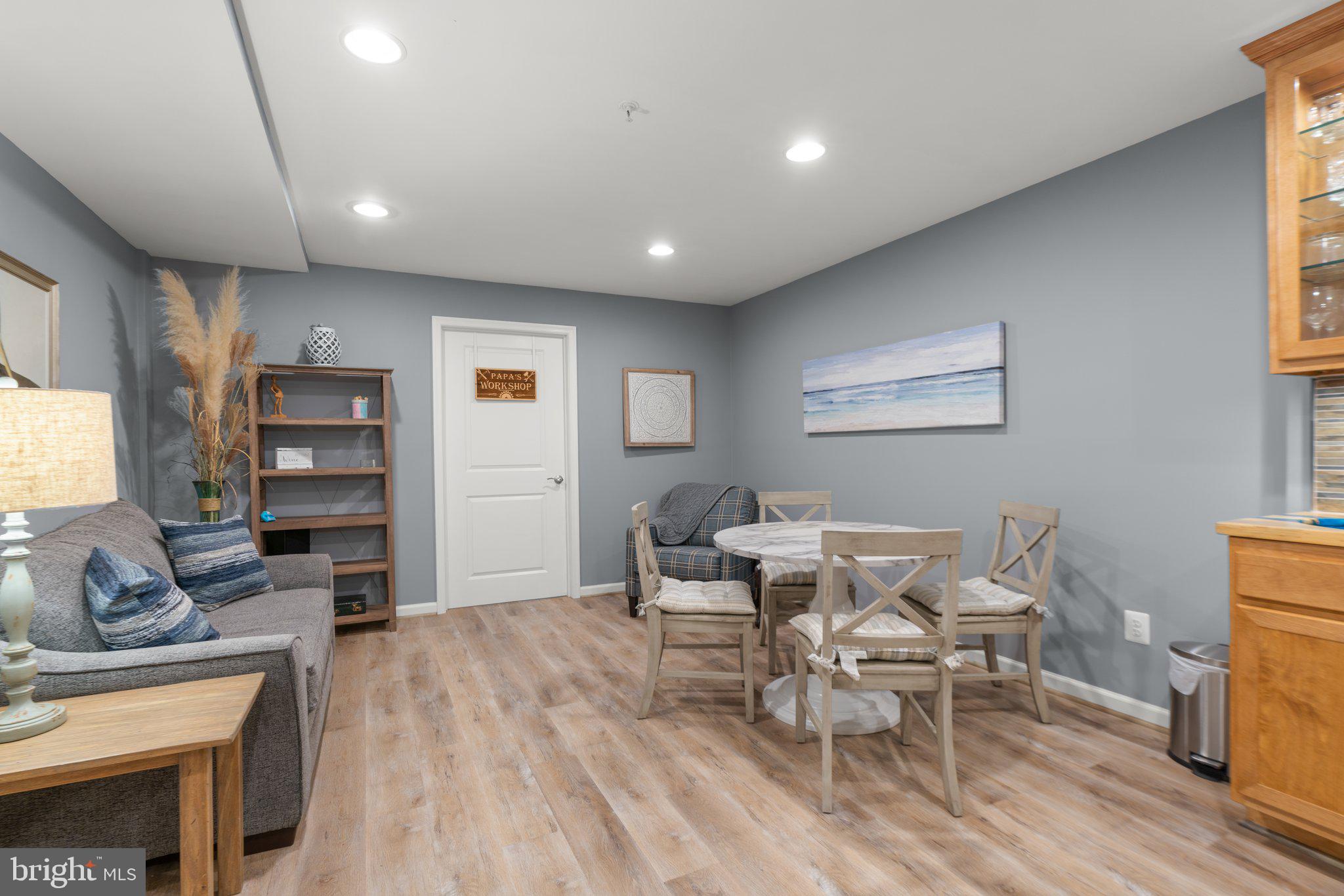 WAVERLY WOODS WEST - Residential