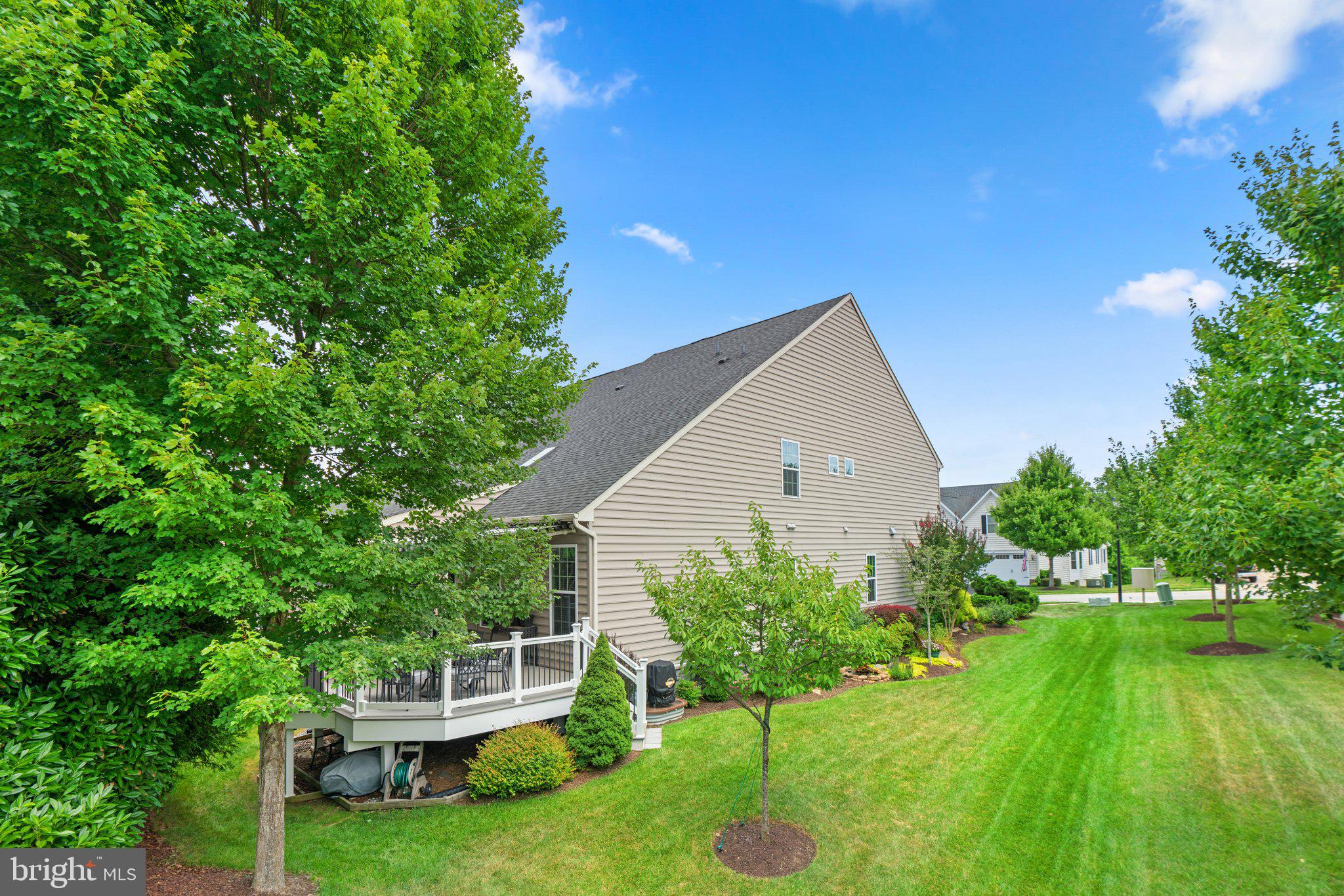 WAVERLY WOODS WEST - Residential