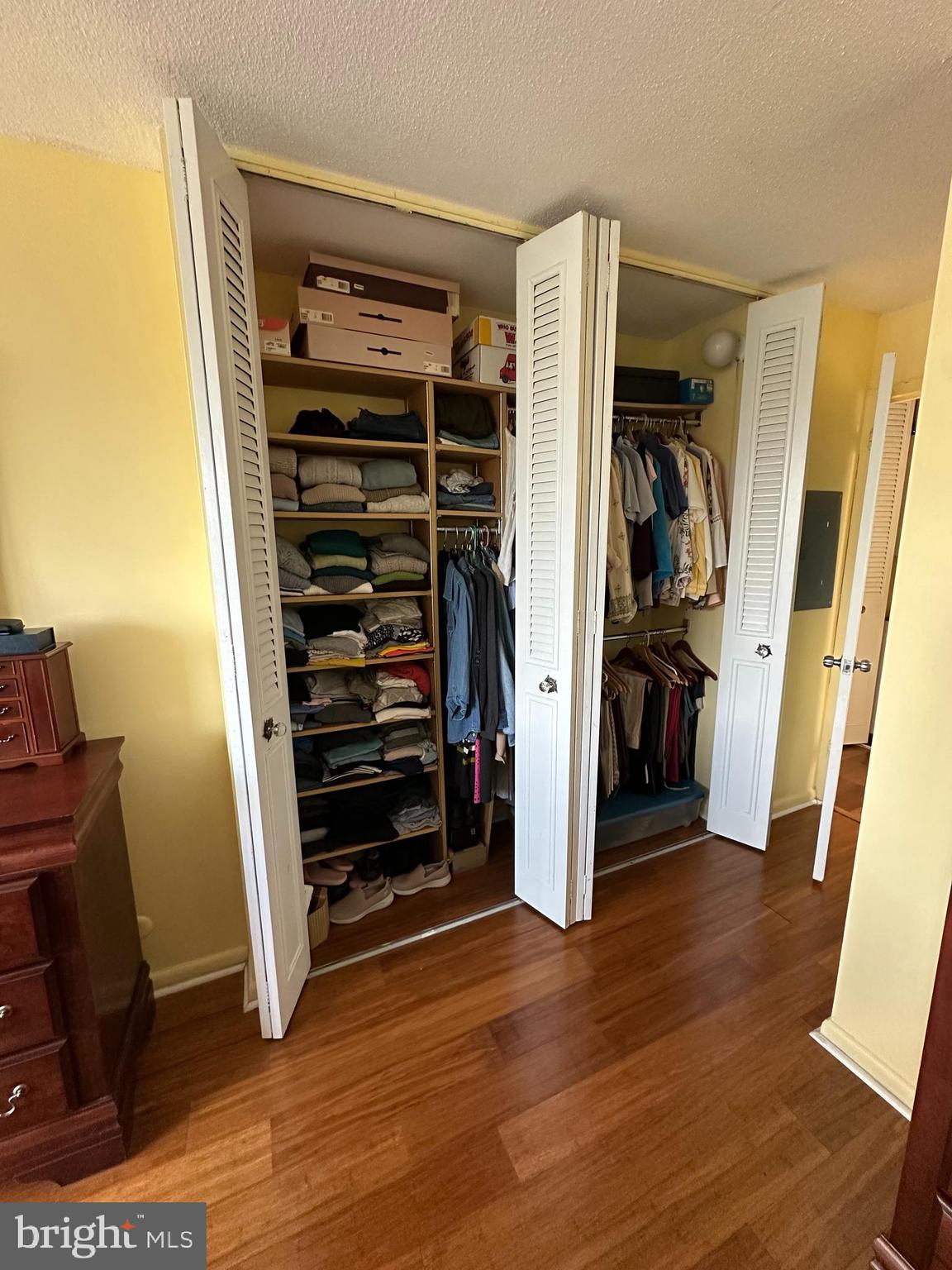 GREEN HILL - Residential