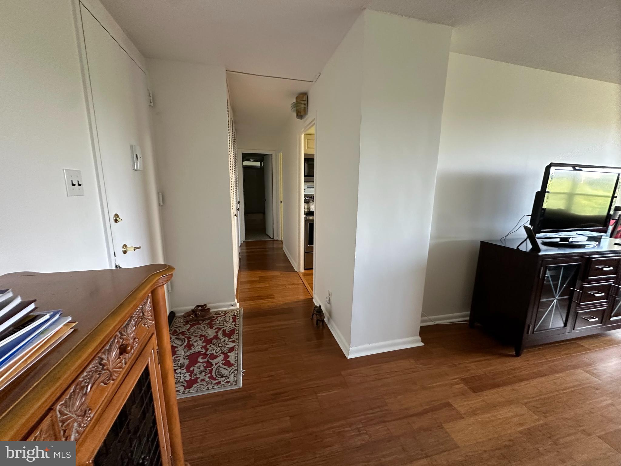 GREEN HILL - Residential