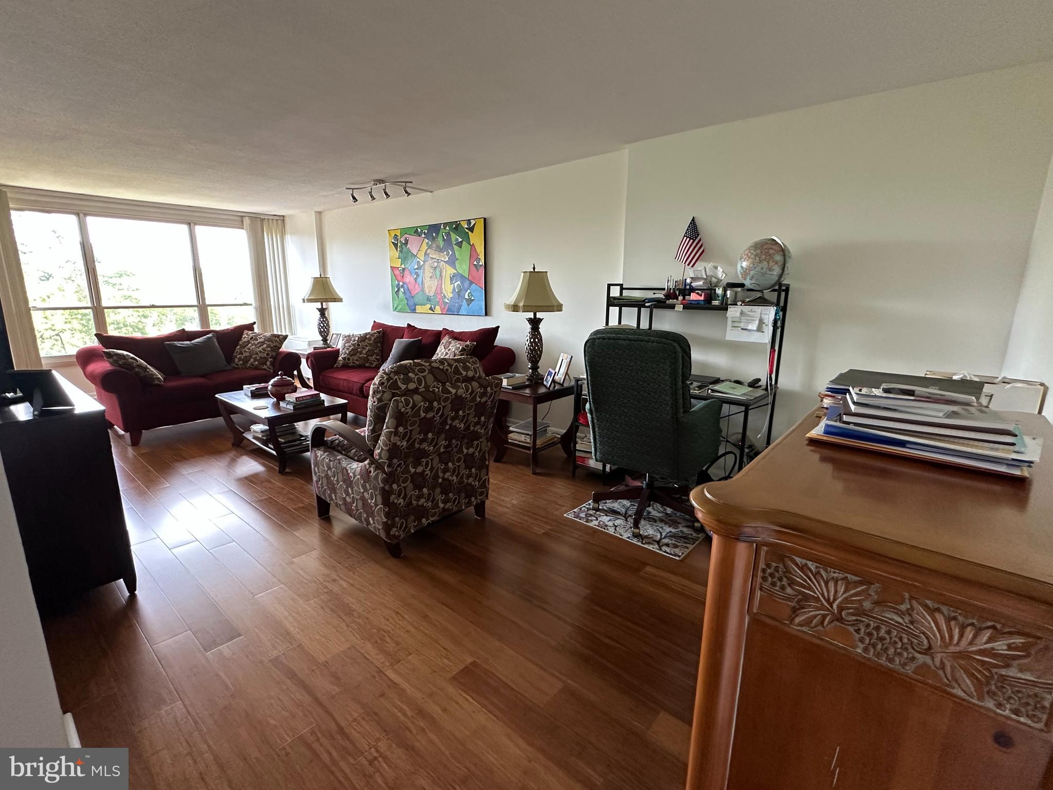 GREEN HILL - Residential