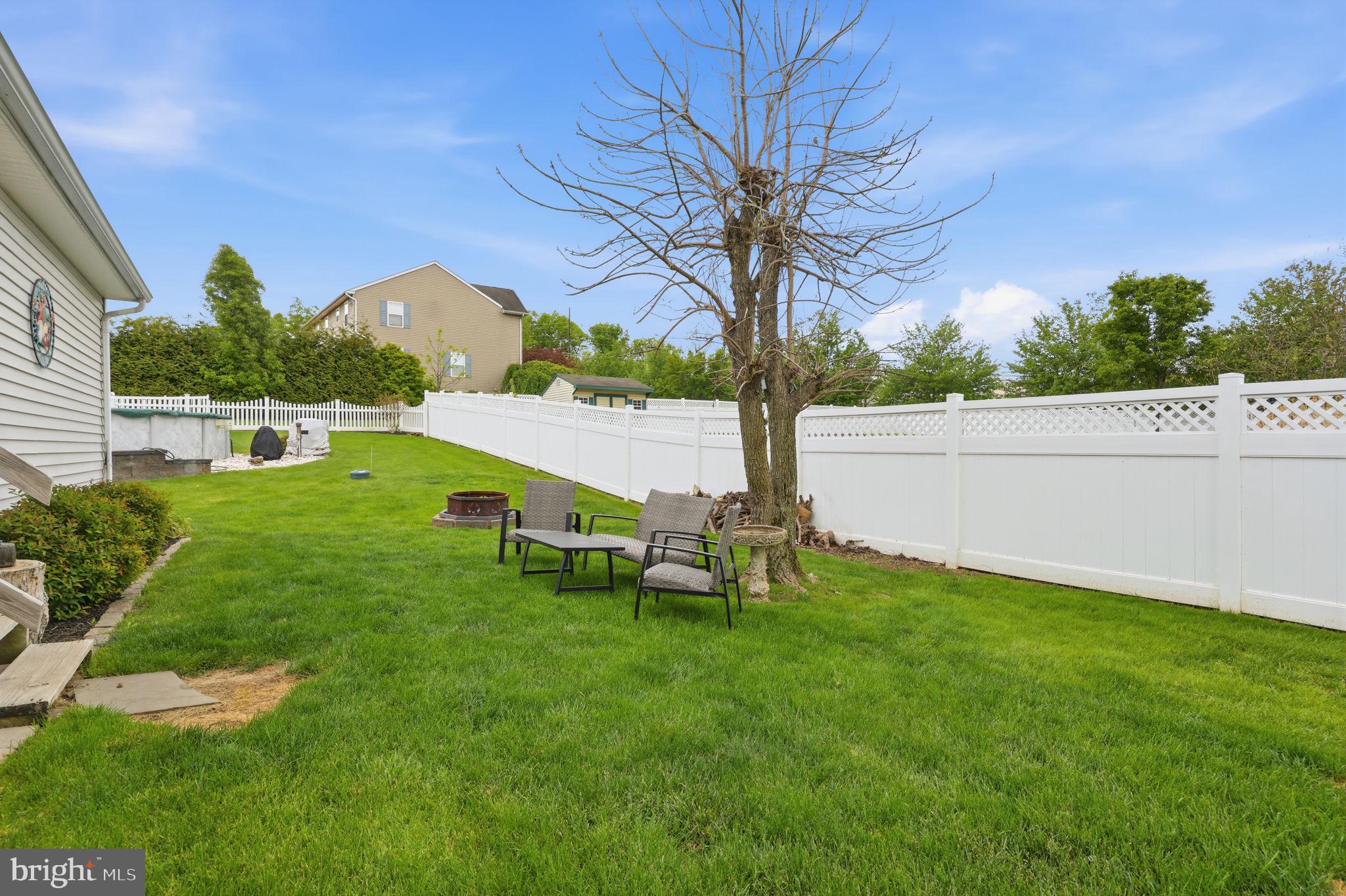 MEADOW WOOD - Residential