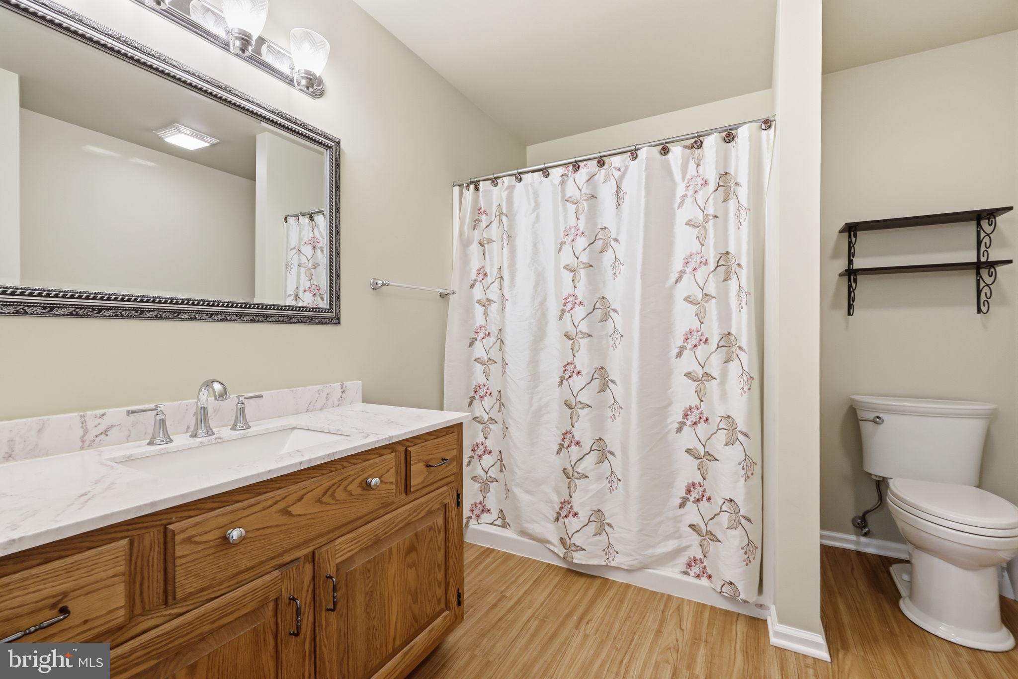 MEADOW WOOD - Residential