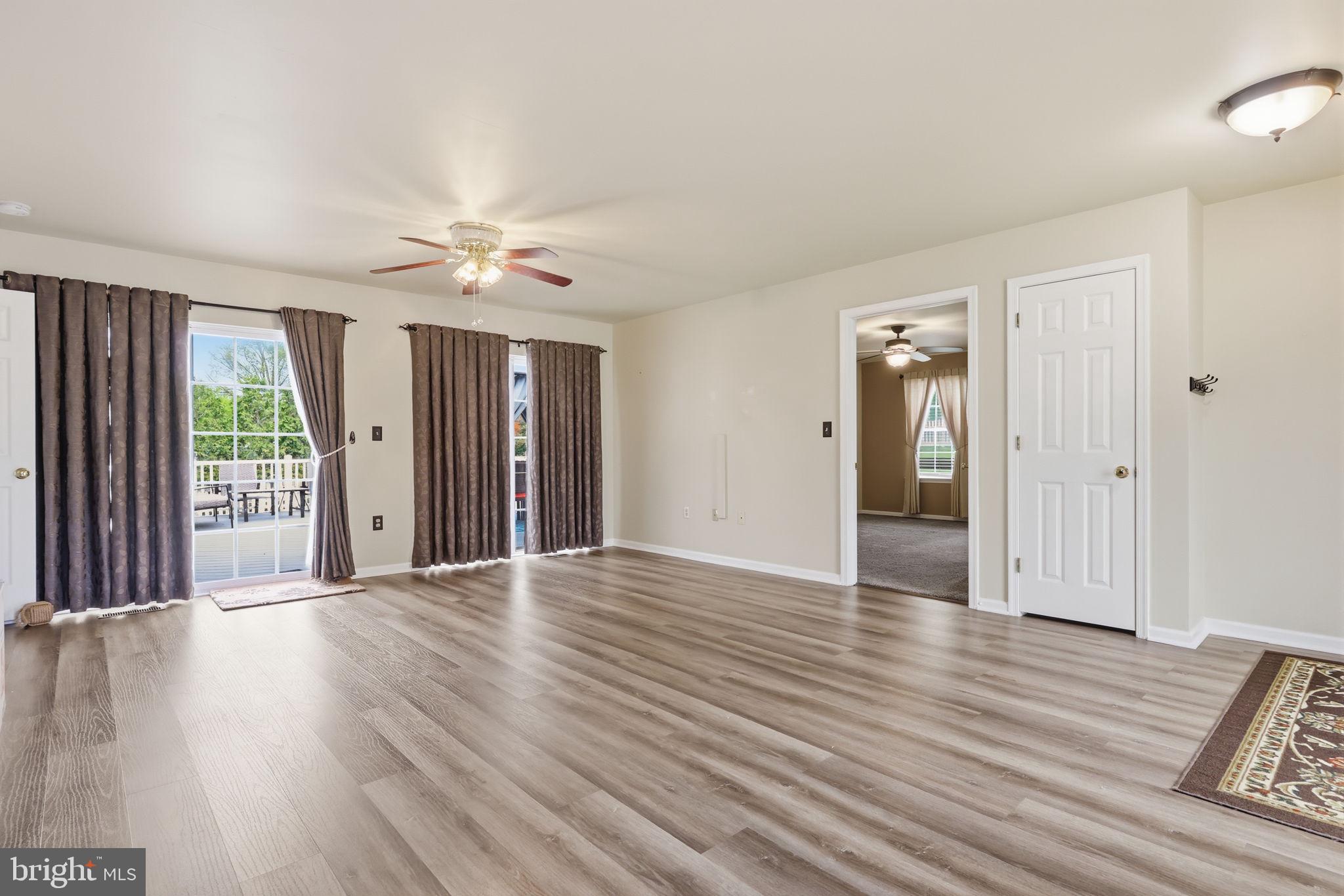 MEADOW WOOD - Residential
