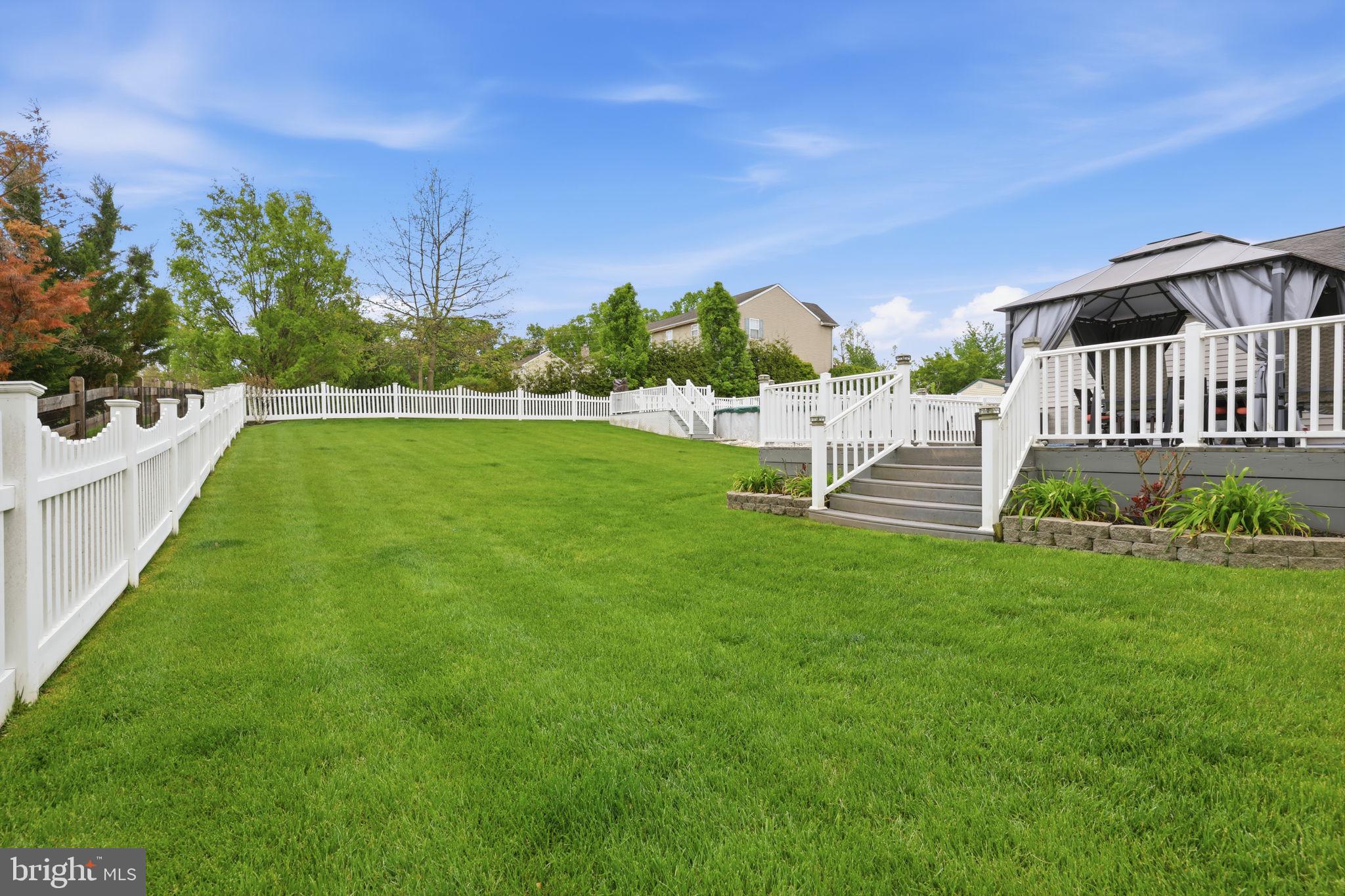 MEADOW WOOD - Residential
