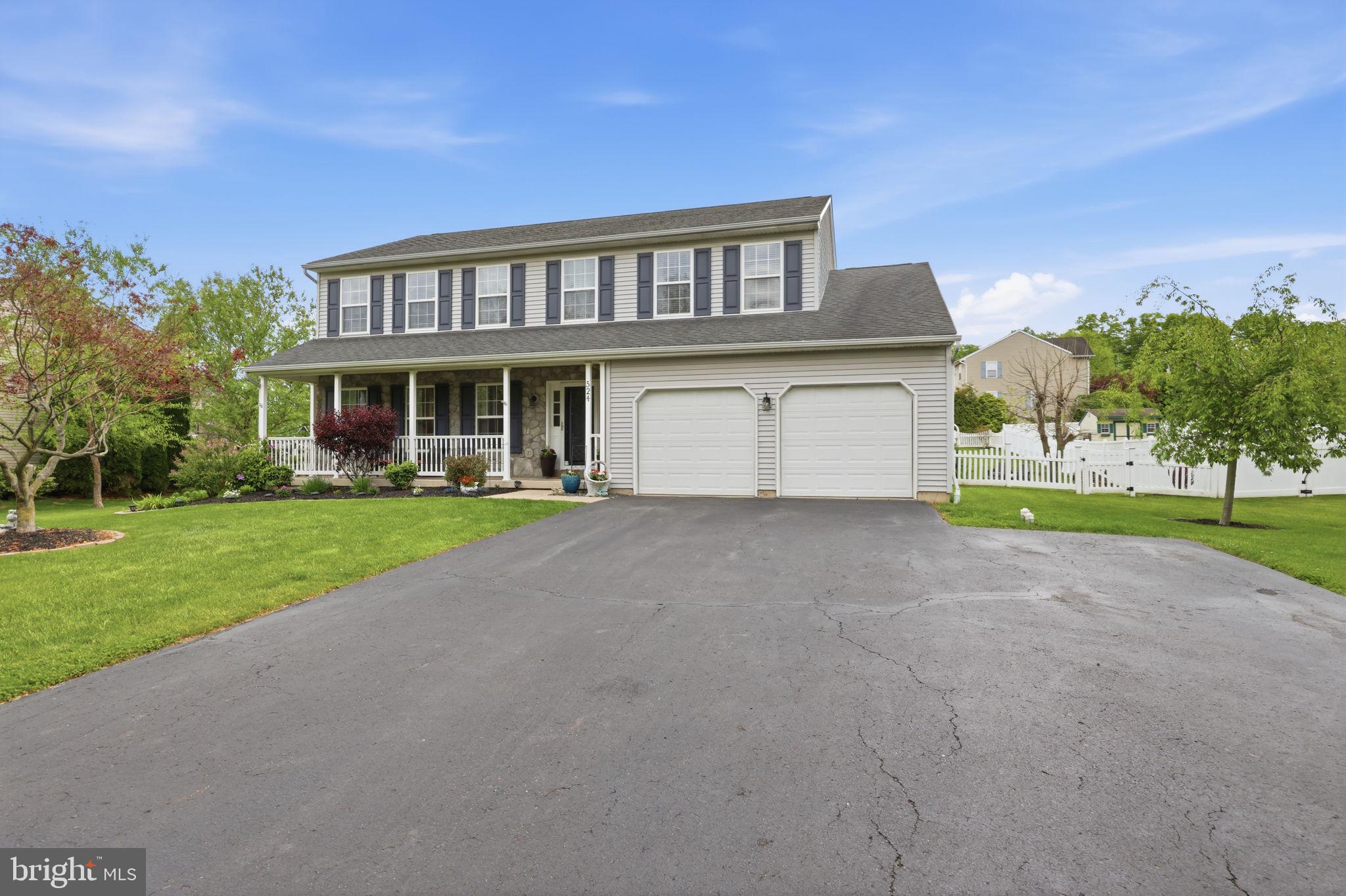 MEADOW WOOD - Residential