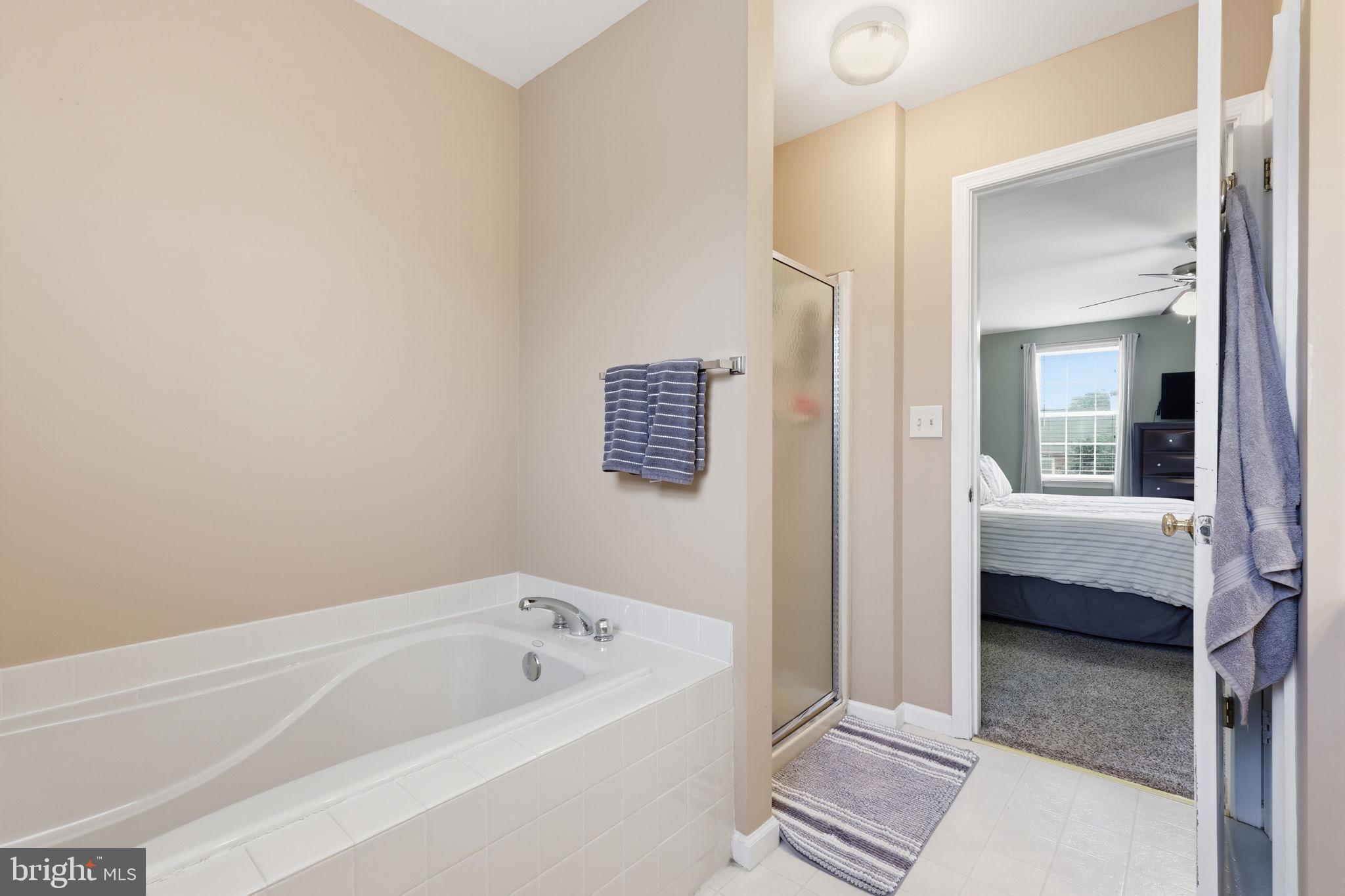 MEADOW WOOD - Residential