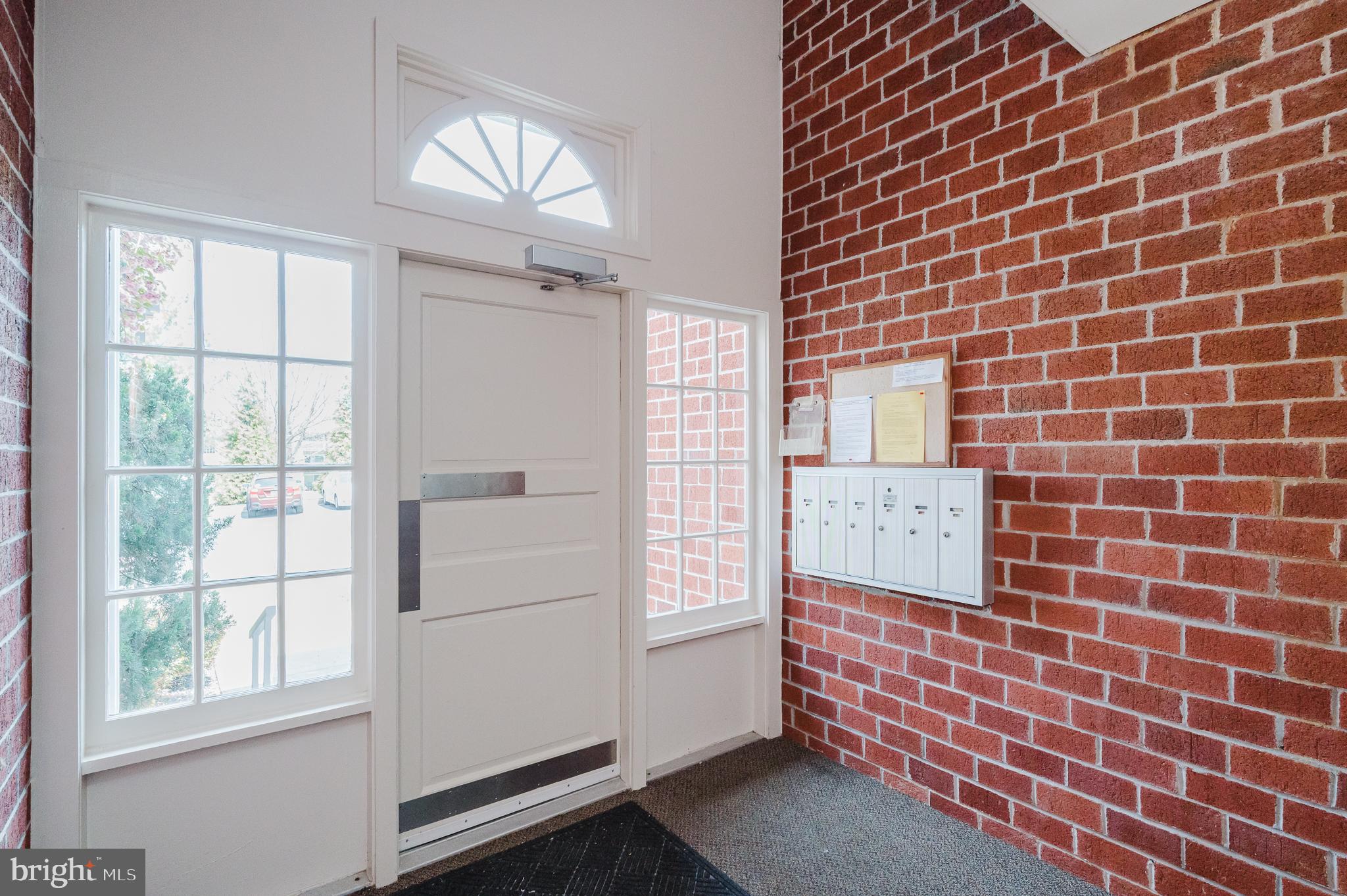 SHEPHERDS KNOLL GARDEN - Residential