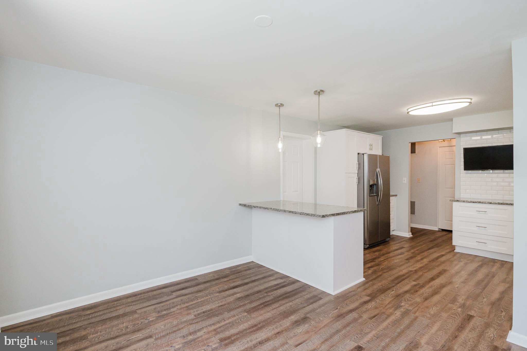 SHEPHERDS KNOLL GARDEN - Residential