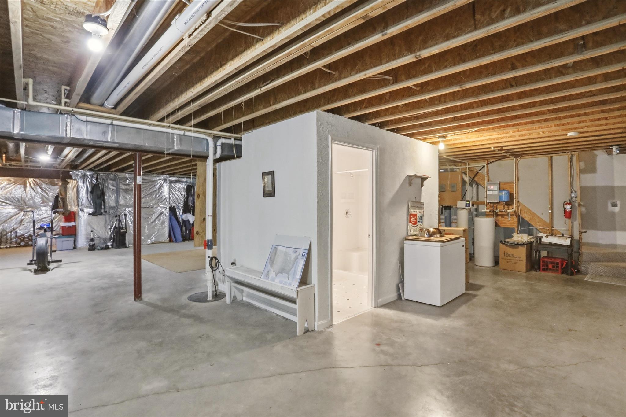 FIELDSTONE ACRES - Residential