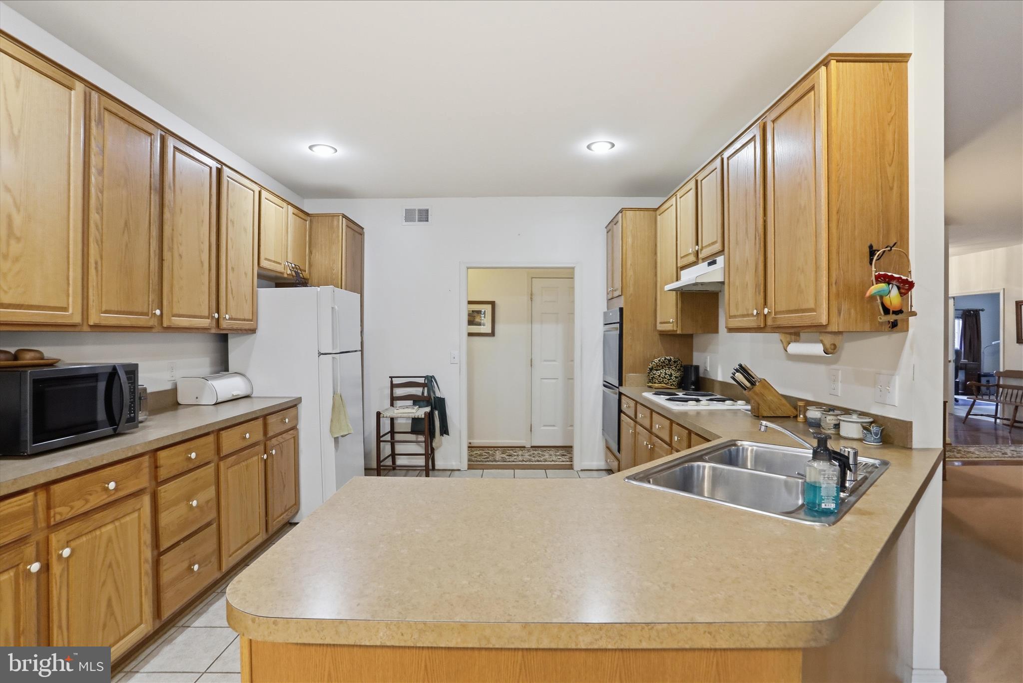 FIELDSTONE ACRES - Residential