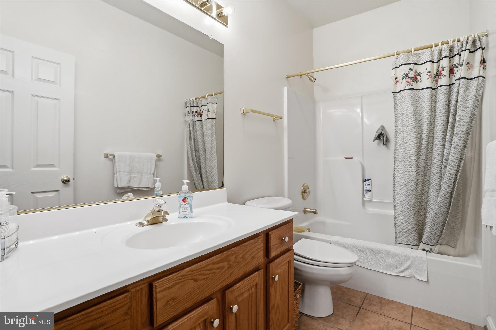 FIELDSTONE ACRES - Residential