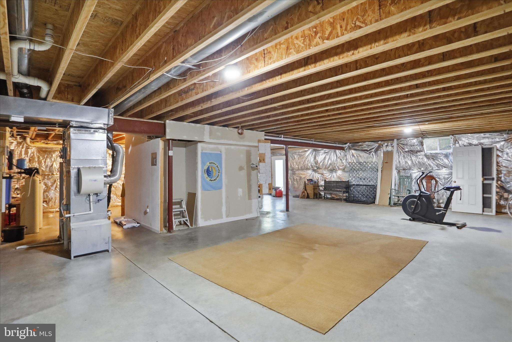 FIELDSTONE ACRES - Residential