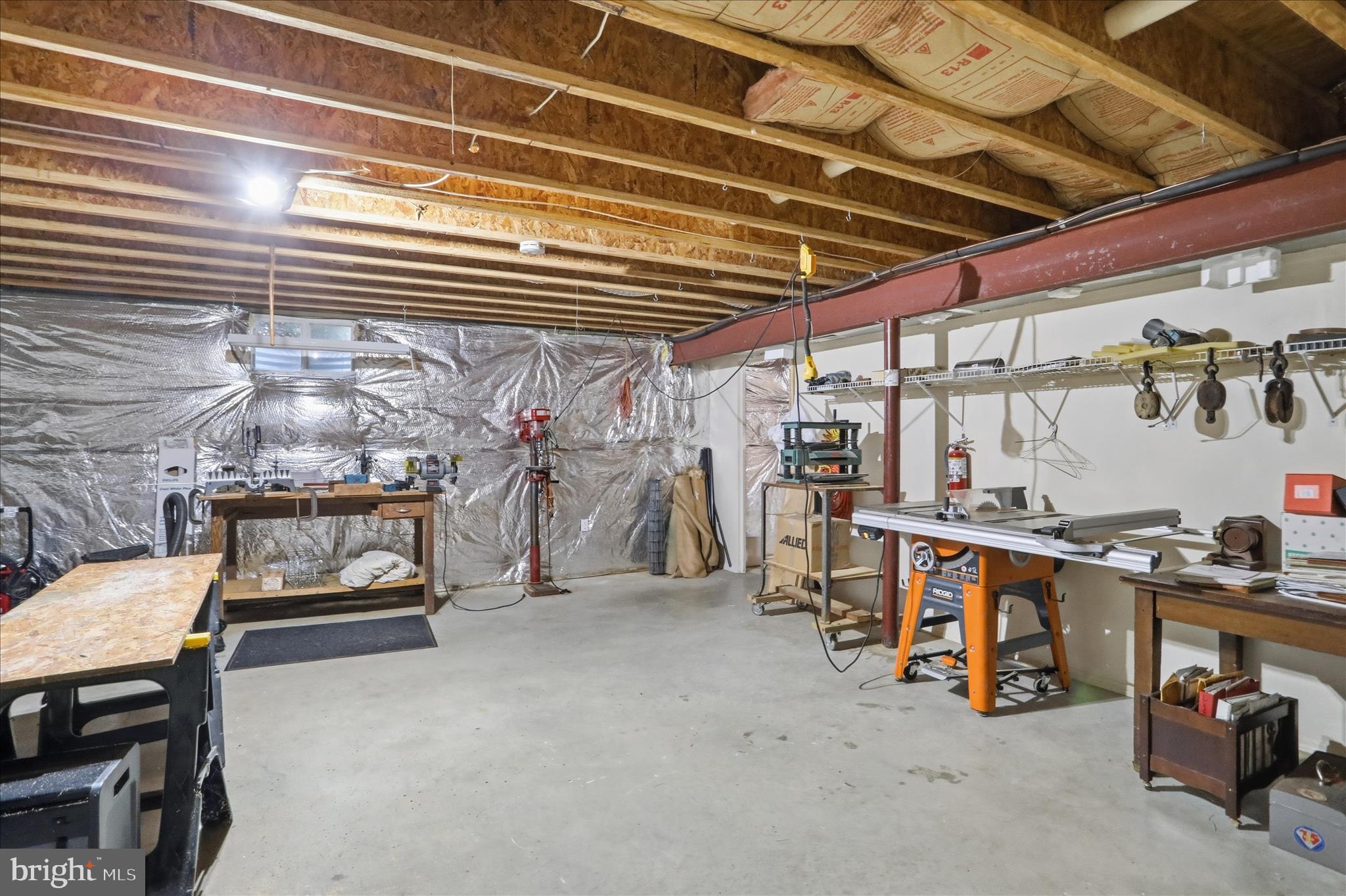 FIELDSTONE ACRES - Residential