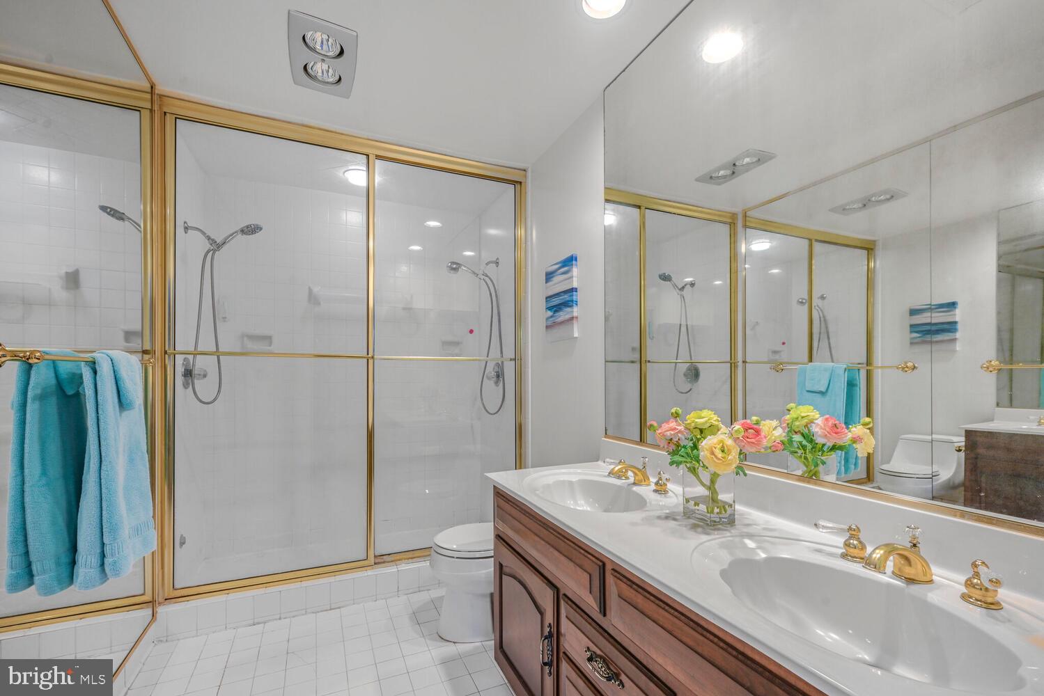 BEVERLY FARMS - Residential