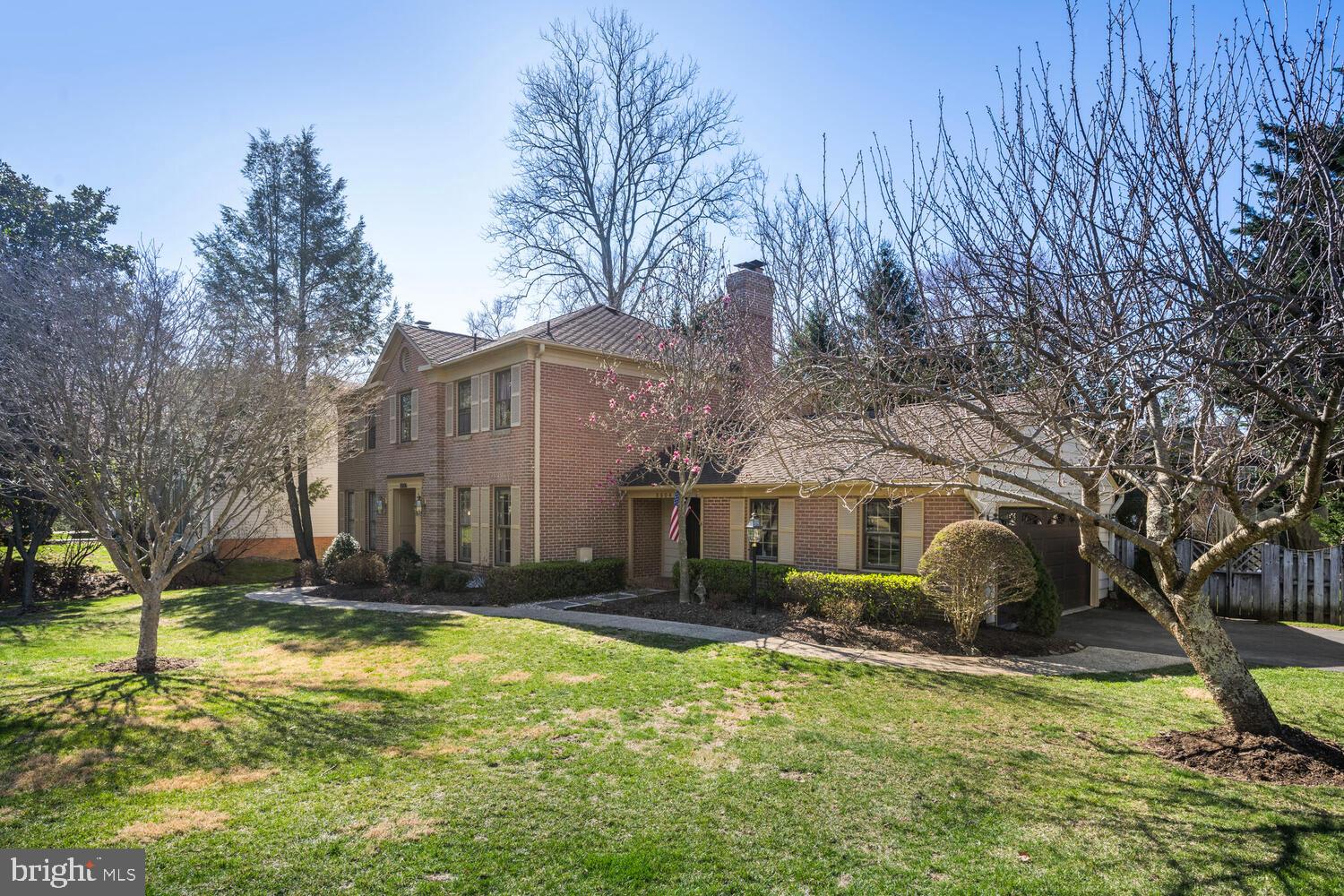 BEVERLY FARMS - Residential