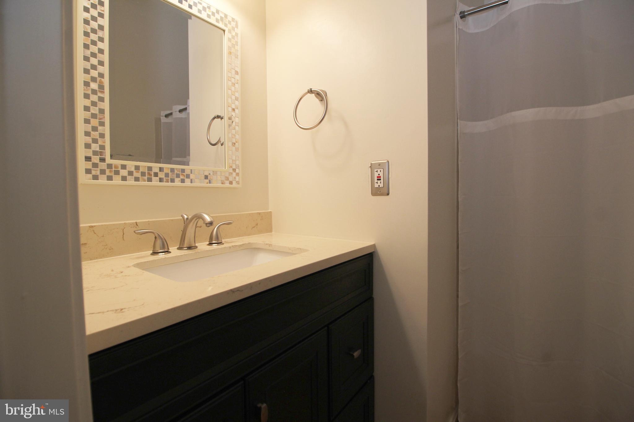 MERRY OAKS - Residential Lease