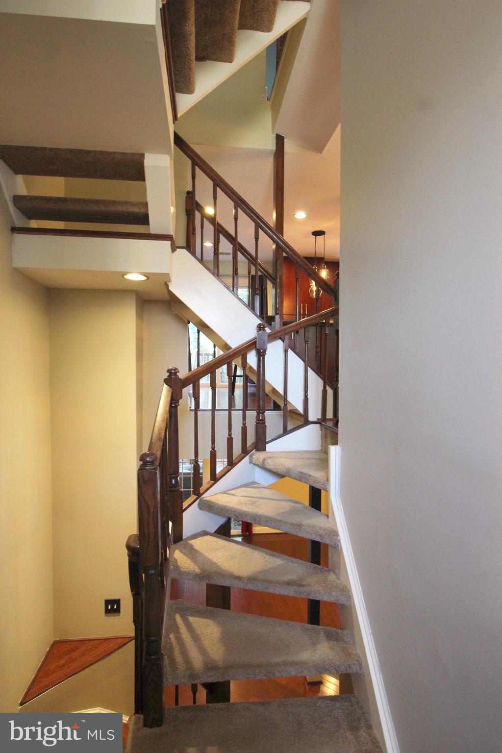 MERRY OAKS - Residential Lease