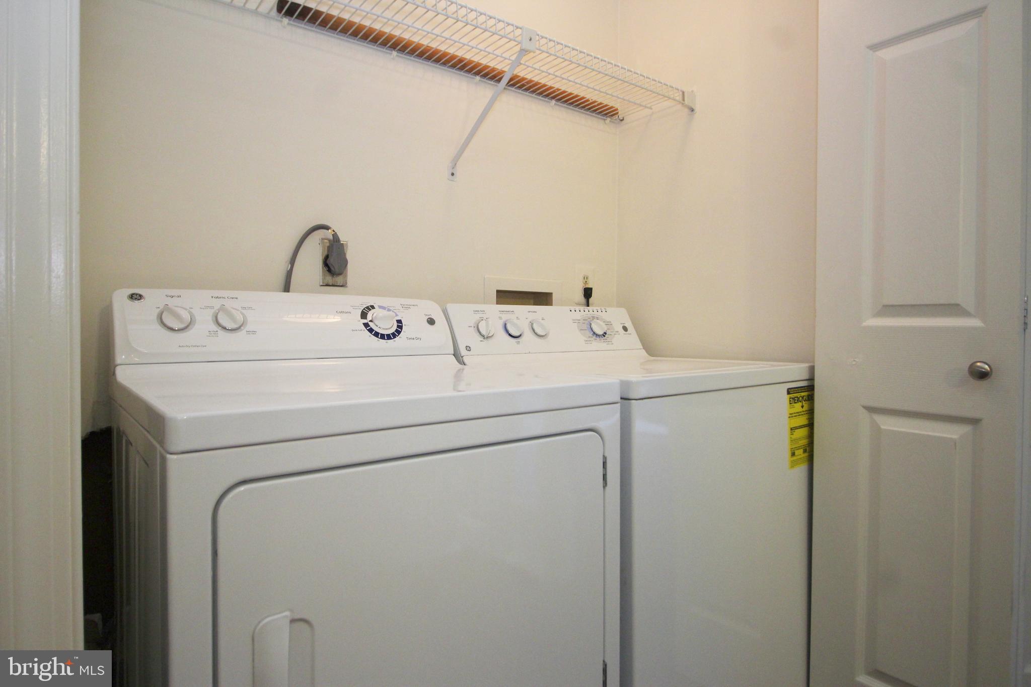 MERRY OAKS - Residential Lease