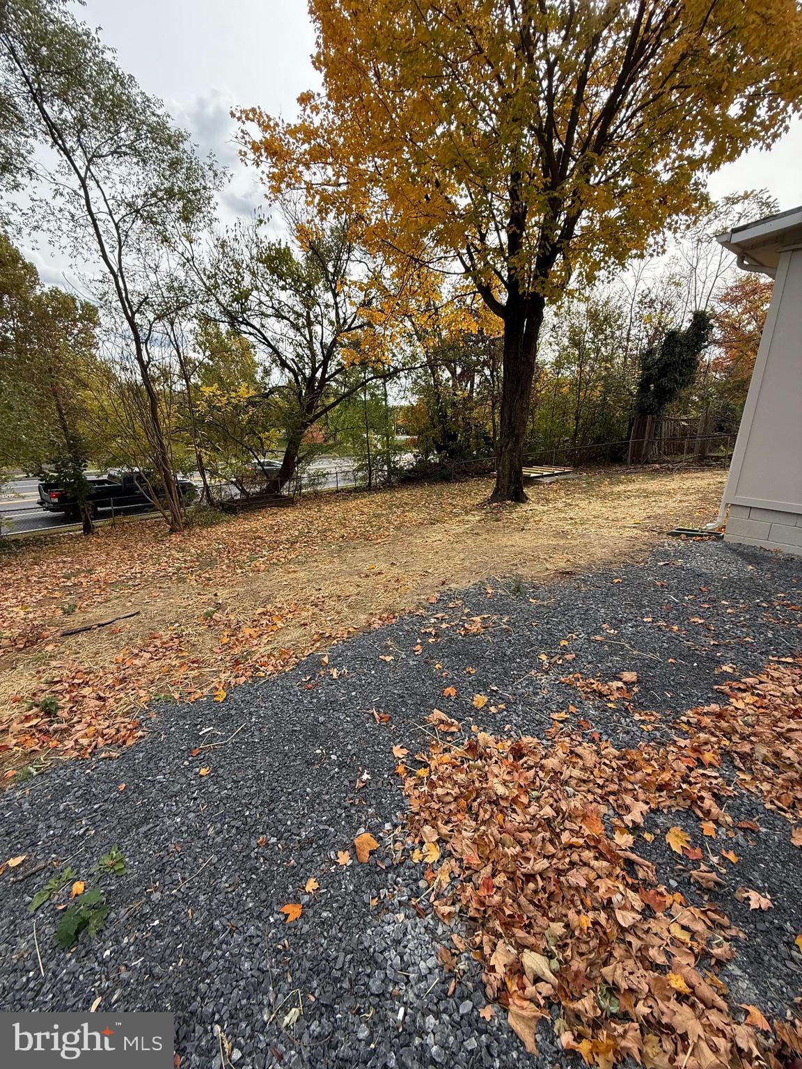 FOREST HILLS - Residential Lease