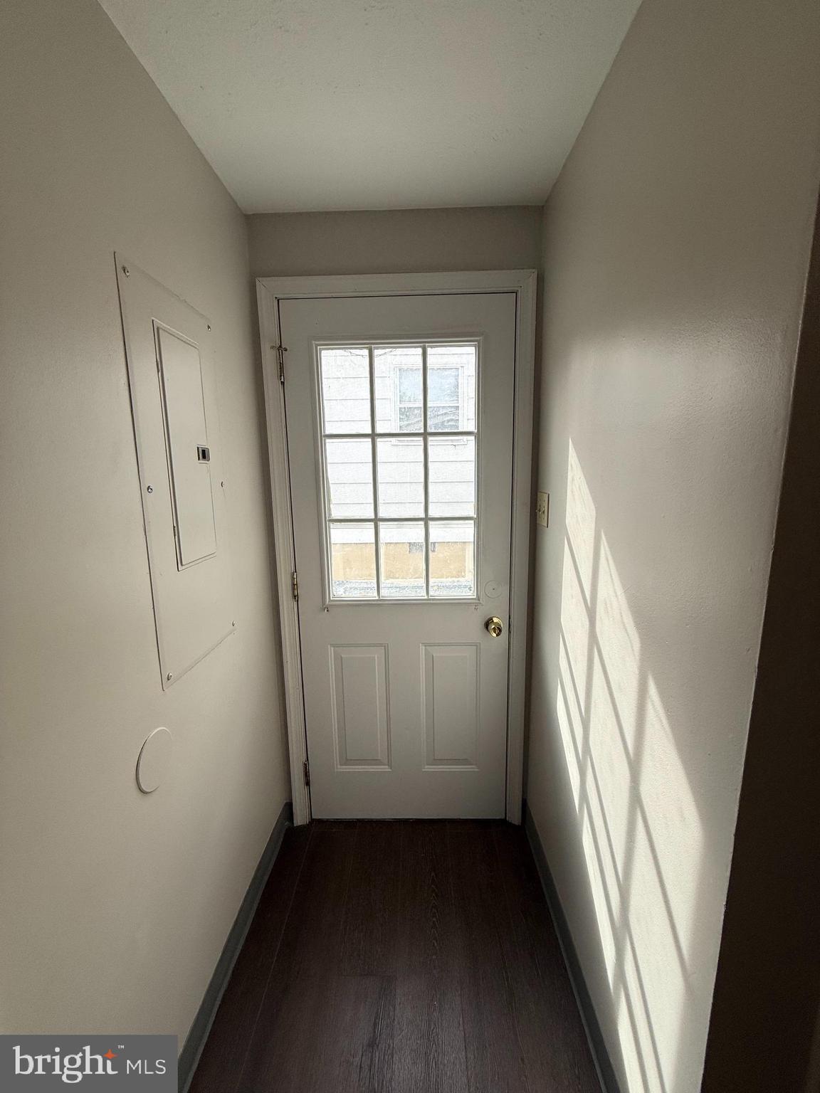 FOREST HILLS - Residential Lease