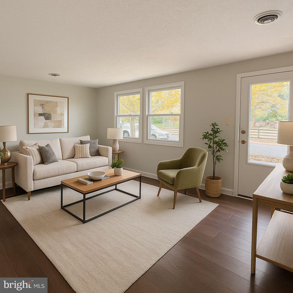 FOREST HILLS - Residential Lease