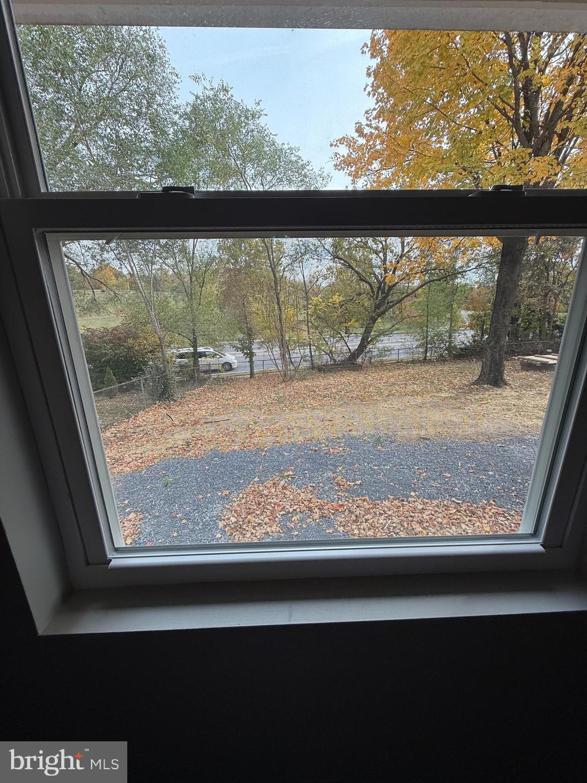 FOREST HILLS - Residential Lease