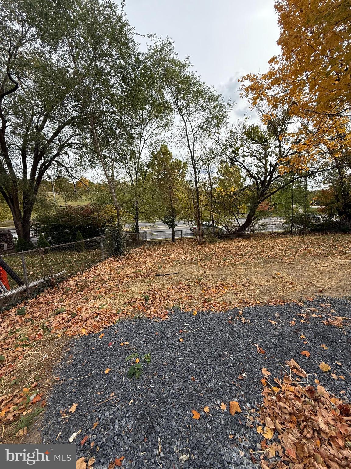 FOREST HILLS - Residential Lease