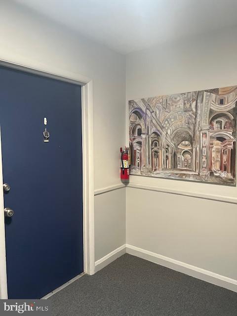 THIS LARGE BEAUTIFULLY SPACIOUSED AND WELL MAINTAINED 2BR/2BA ,3RD FLOOR PENTHOUSE UNIT, OFFERS LOTS OF NATURAL SUNLIGHT, LARGE LIVING ROOM, SEPARATE DINING ROOM, EAT-IN KITCHEN W/ STAINLESS APPLIANCES. GENEROUSLY SIZED MASTER BEDROOM SUITE WITH LOADS OF CLOSET SPACE & A PRIVATE BATH. GENEROUSLY SIZED 2ND BEDROOM W/LOTS OF CLOSET SPACE. UPDATED HALL BATH. SEPARATE LAUNDRY ROOM W/ WASHER & DRYER AND STORAGE SPACE IN THE UNIT. FRESH AND NEUTRAL PAINT. MOVE IN READY!!!!!!WELCOME HOME!
NOT FHA APPROVED