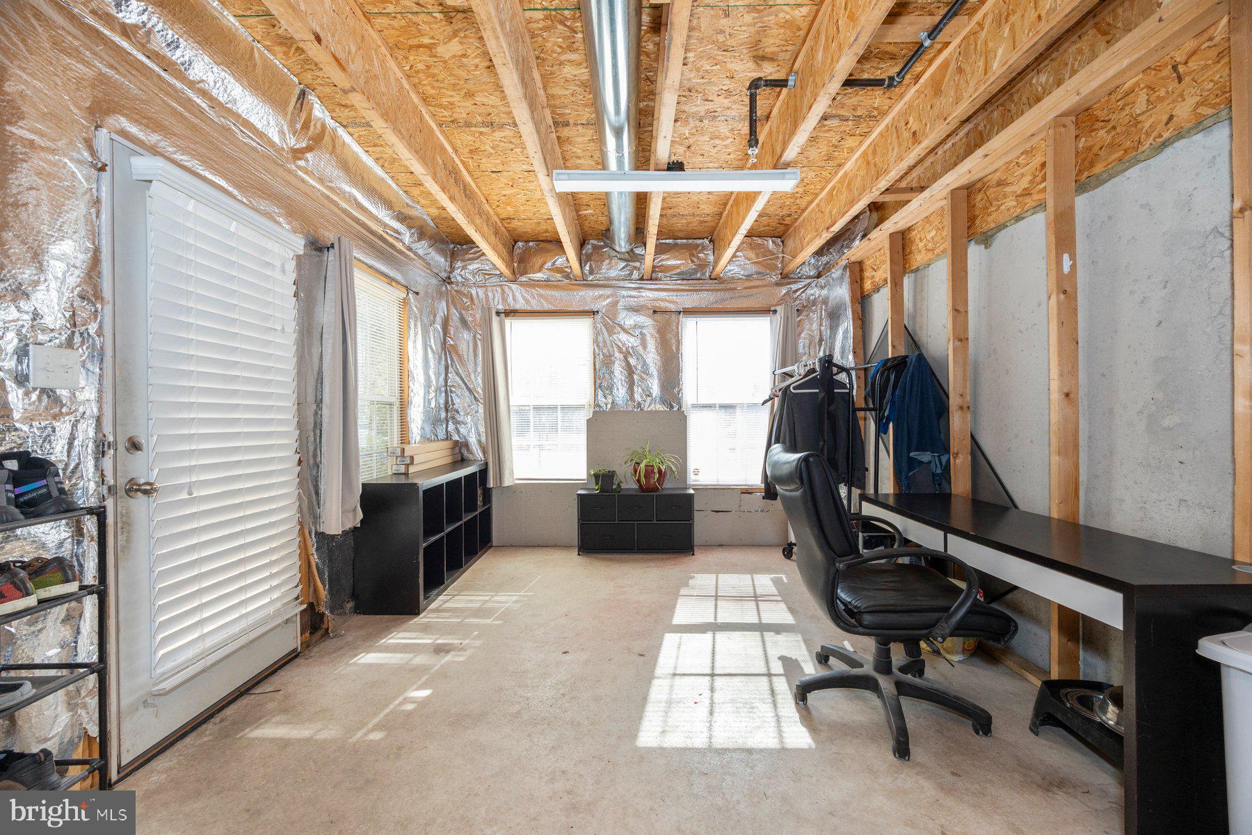 TANYARD SPRINGS TOWNHOMES - Residential