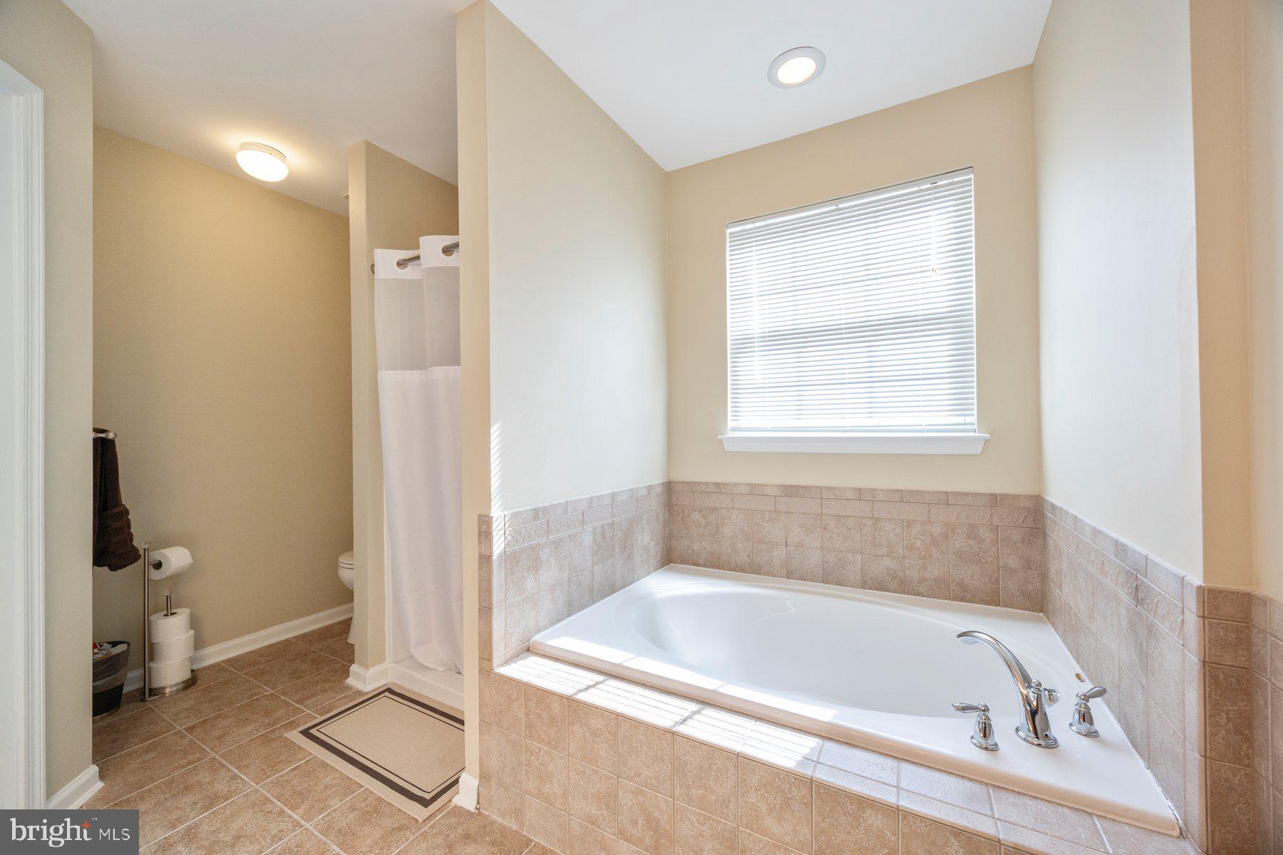 TANYARD SPRINGS TOWNHOMES - Residential