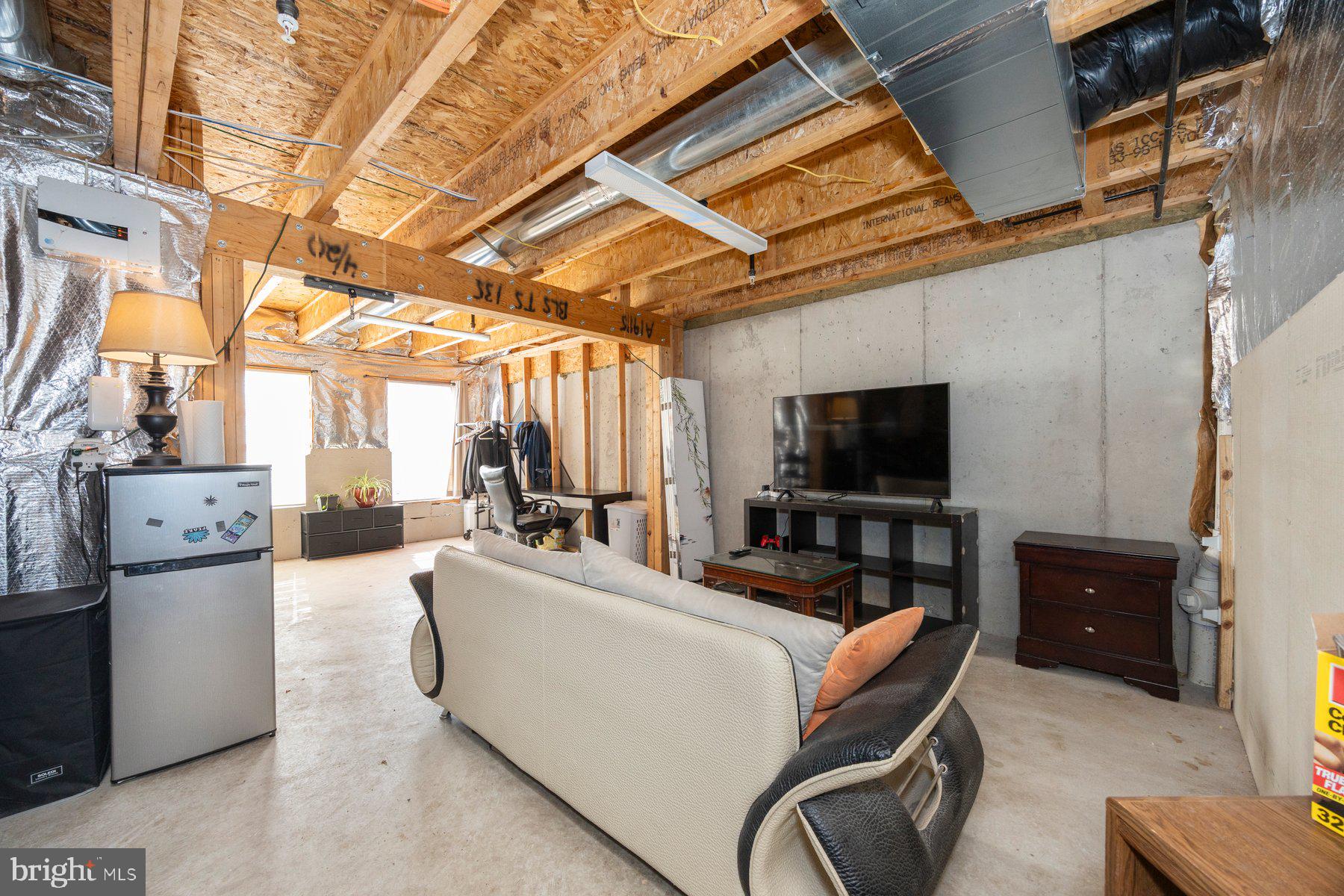 TANYARD SPRINGS TOWNHOMES - Residential