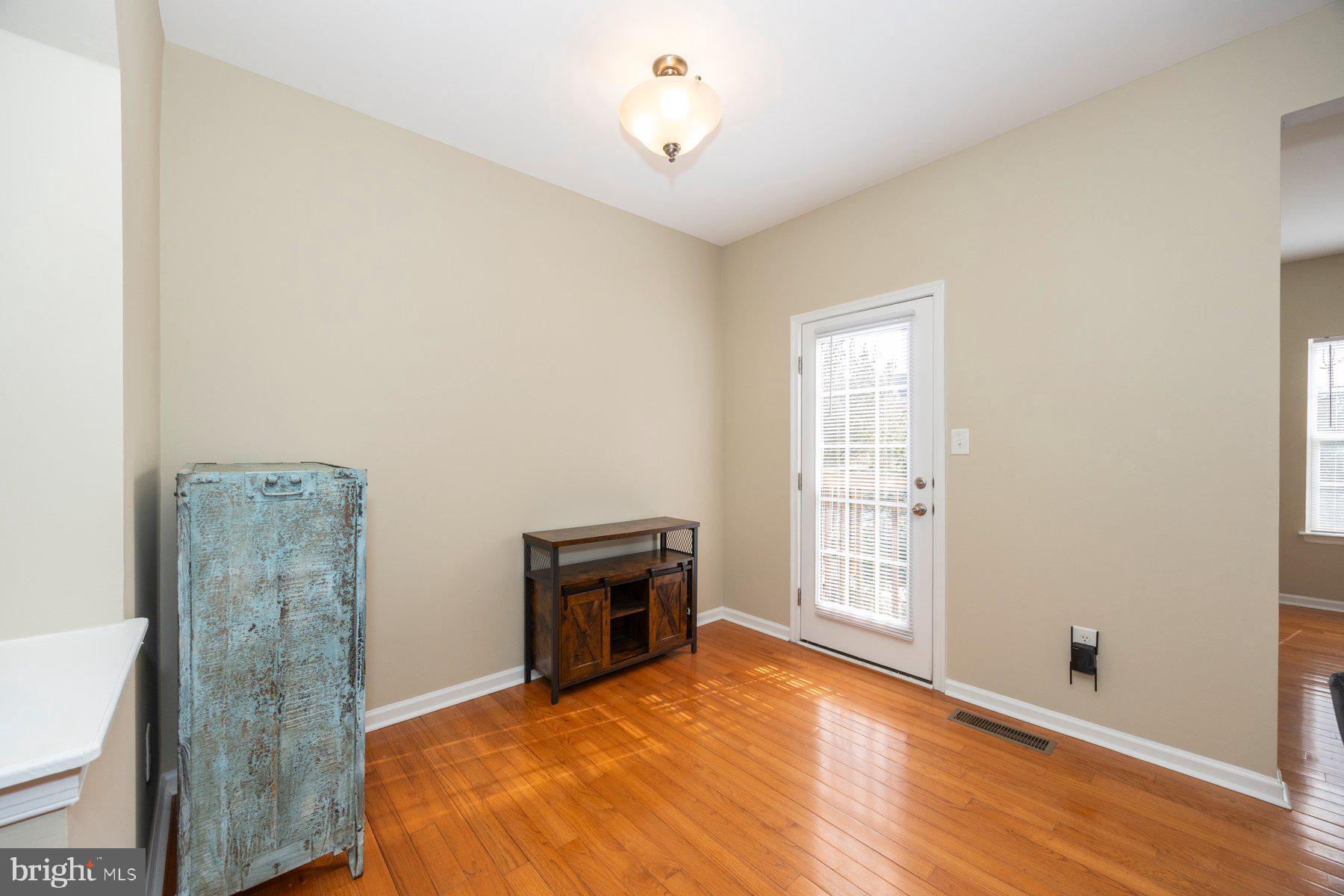 TANYARD SPRINGS TOWNHOMES - Residential