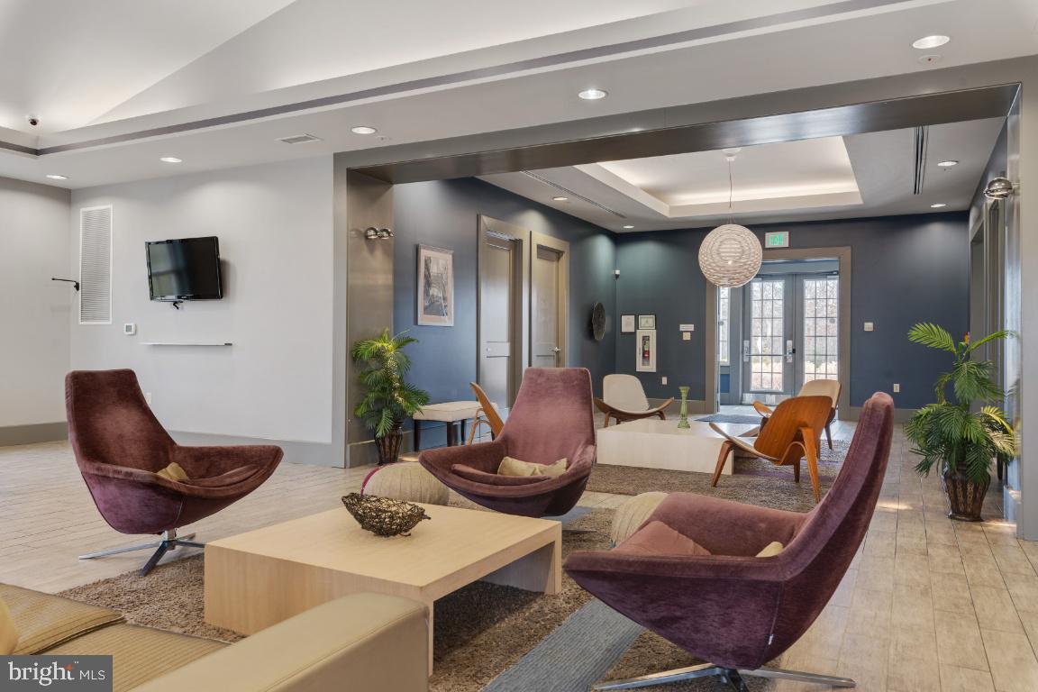 TANYARD SPRINGS TOWNHOMES - Residential