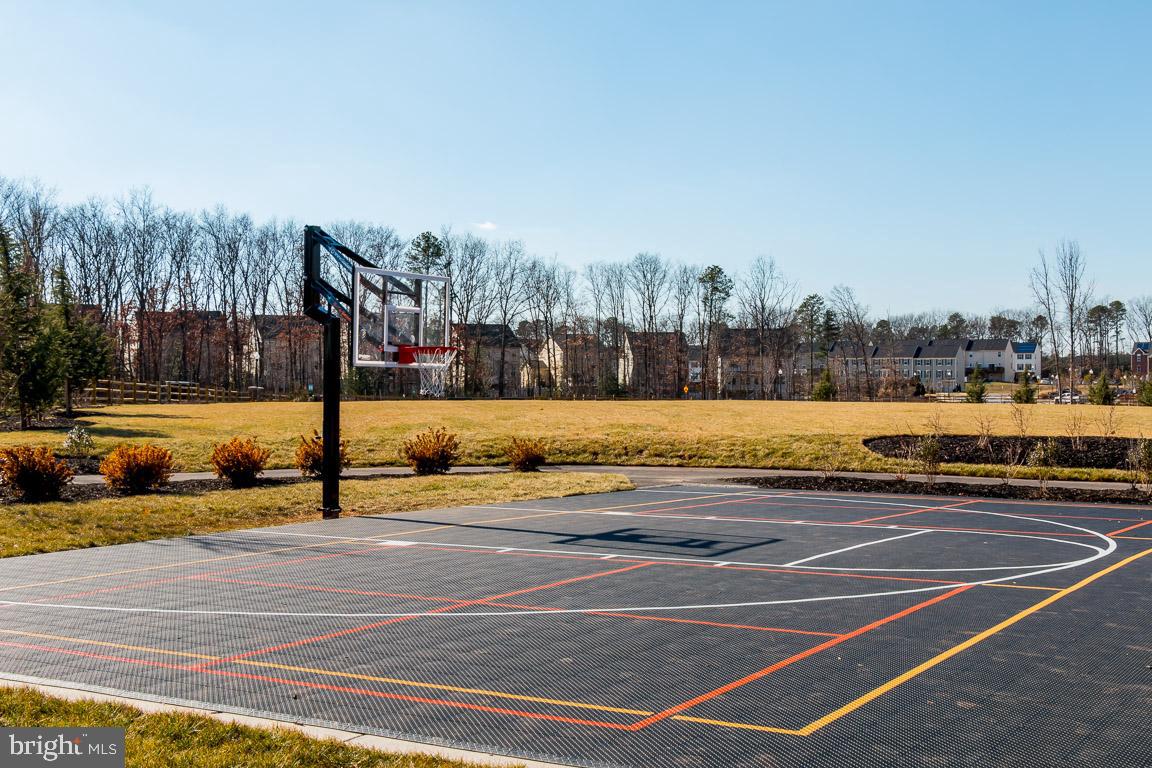 TANYARD SPRINGS TOWNHOMES - Residential