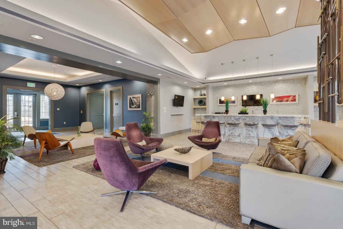 TANYARD SPRINGS TOWNHOMES - Residential