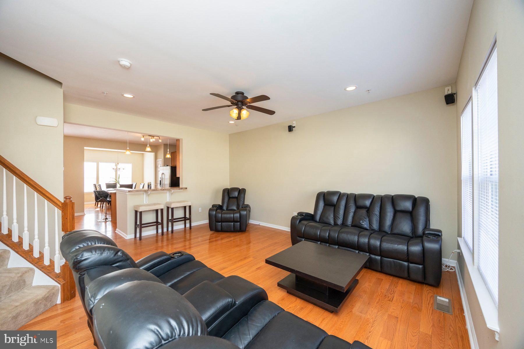 TANYARD SPRINGS TOWNHOMES - Residential