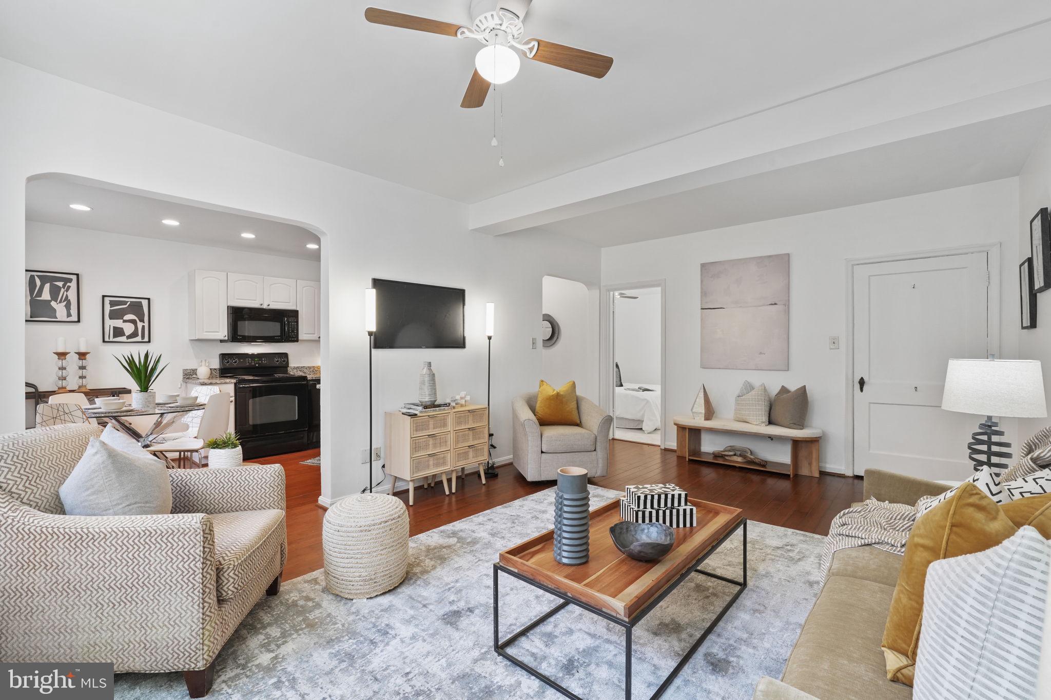 1913 N RHODES STREET 15