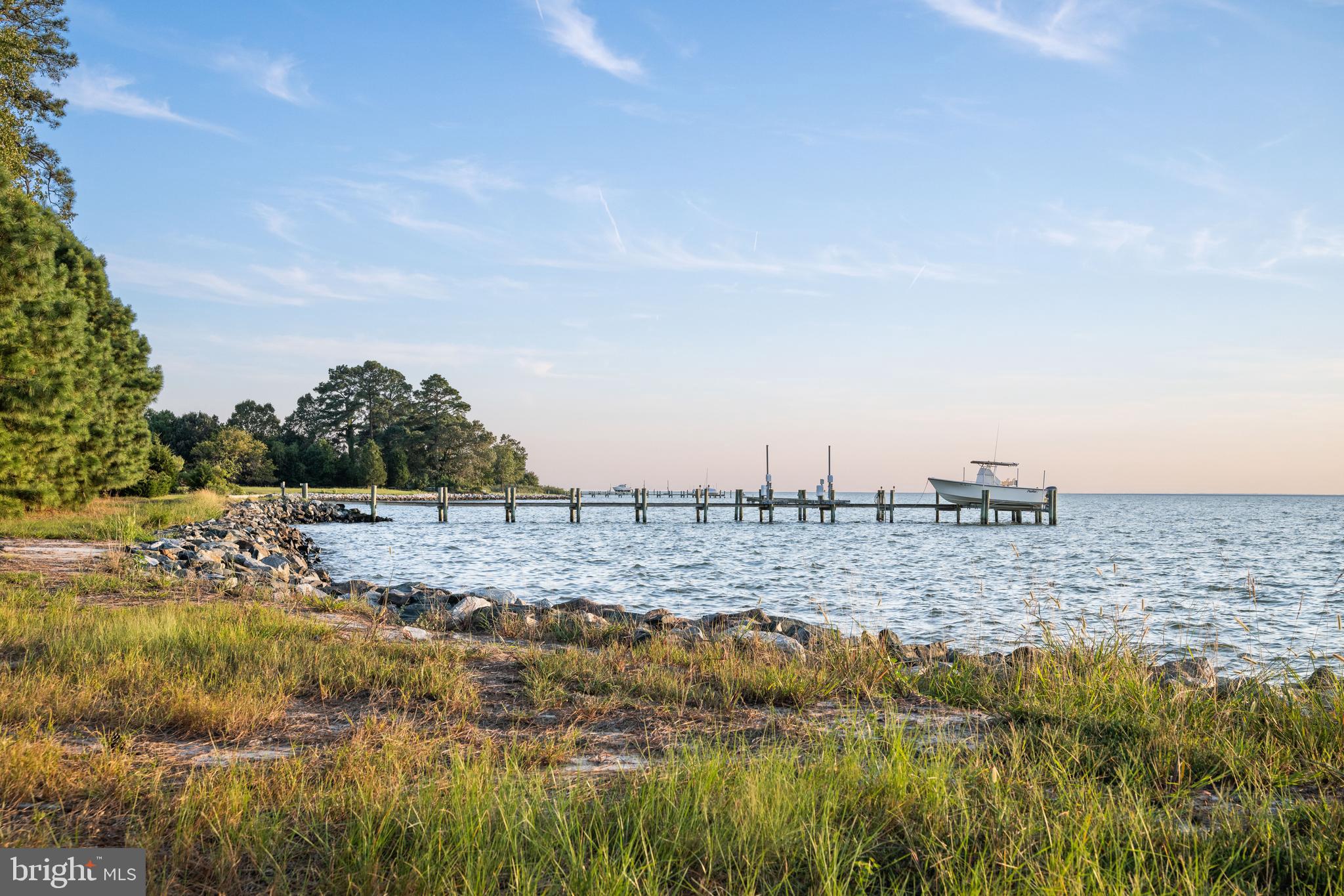 DEEP NECK - Residential