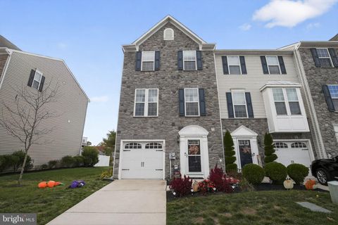 Photo of 1024 Prime Place, SEWELL, NJ 08080 (MLS # NJGL2065424) Photo of 1024 Prime Place, SEWELL, NJ 08080 (MLS # NJGL2065424)