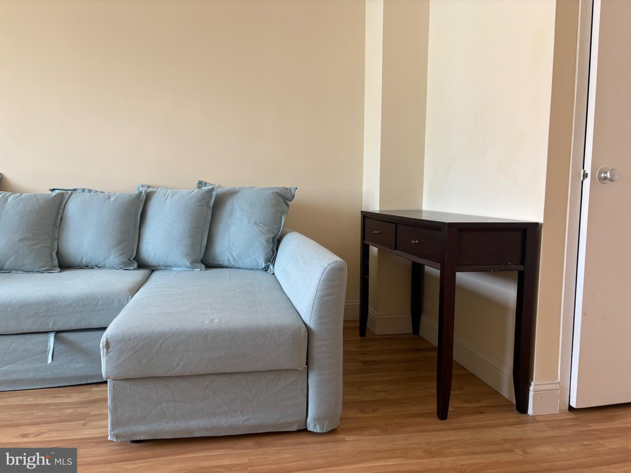 1121 ARLINGTON BOULEVARD 526