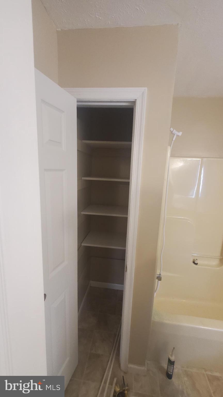 PLEASANT VIEW ESTATES - Residential