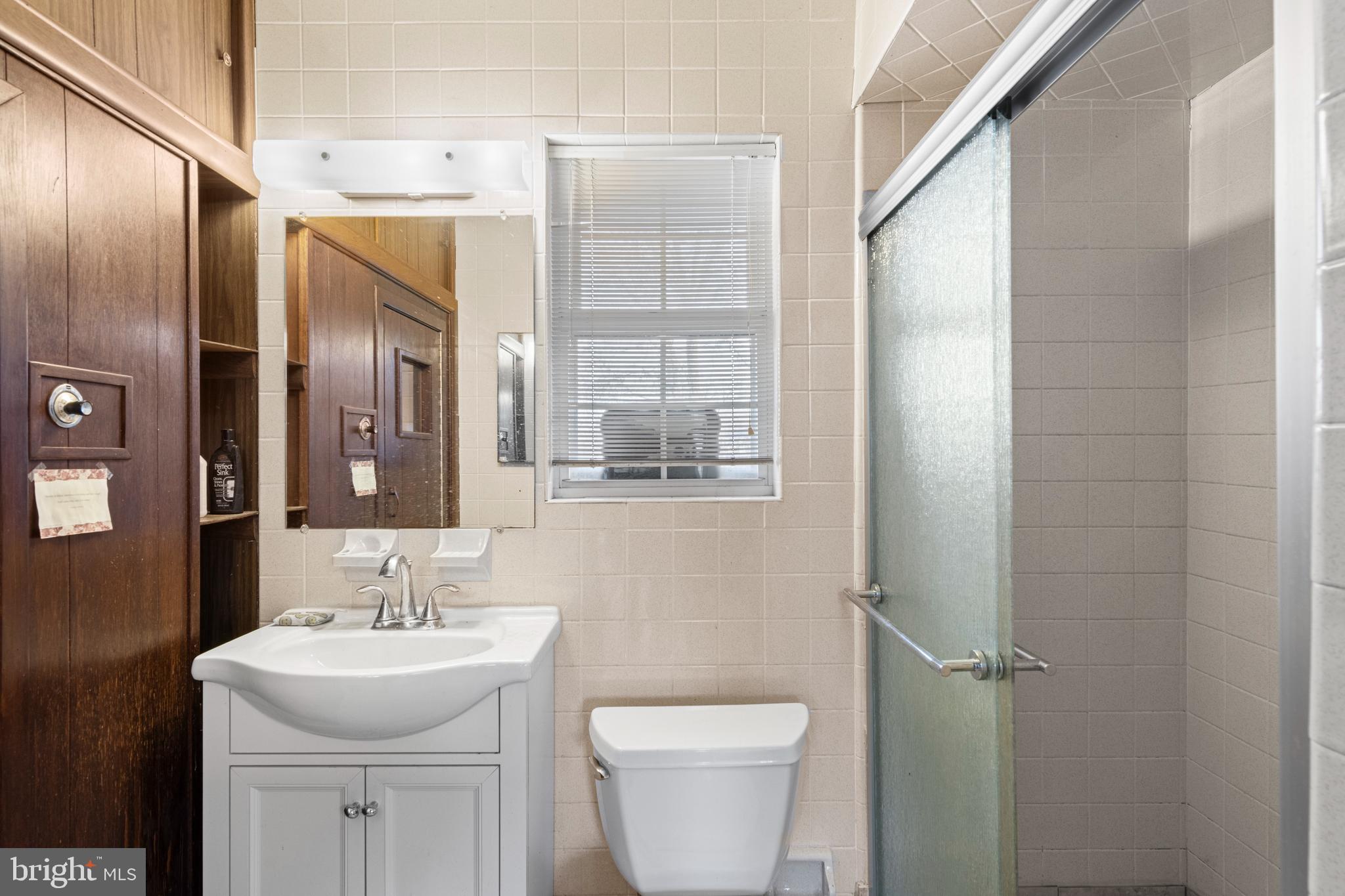 SAINT ALBANS - Commercial Sale