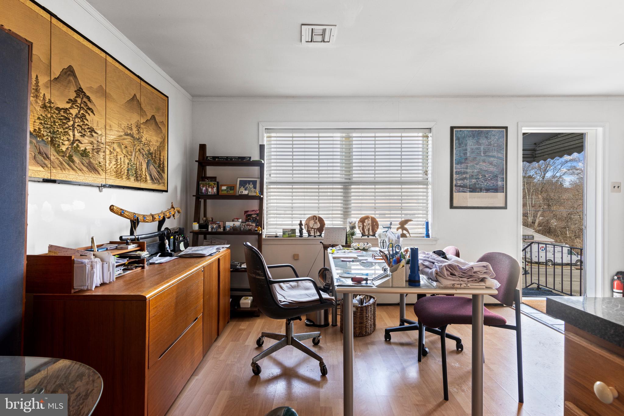 SAINT ALBANS - Commercial Sale