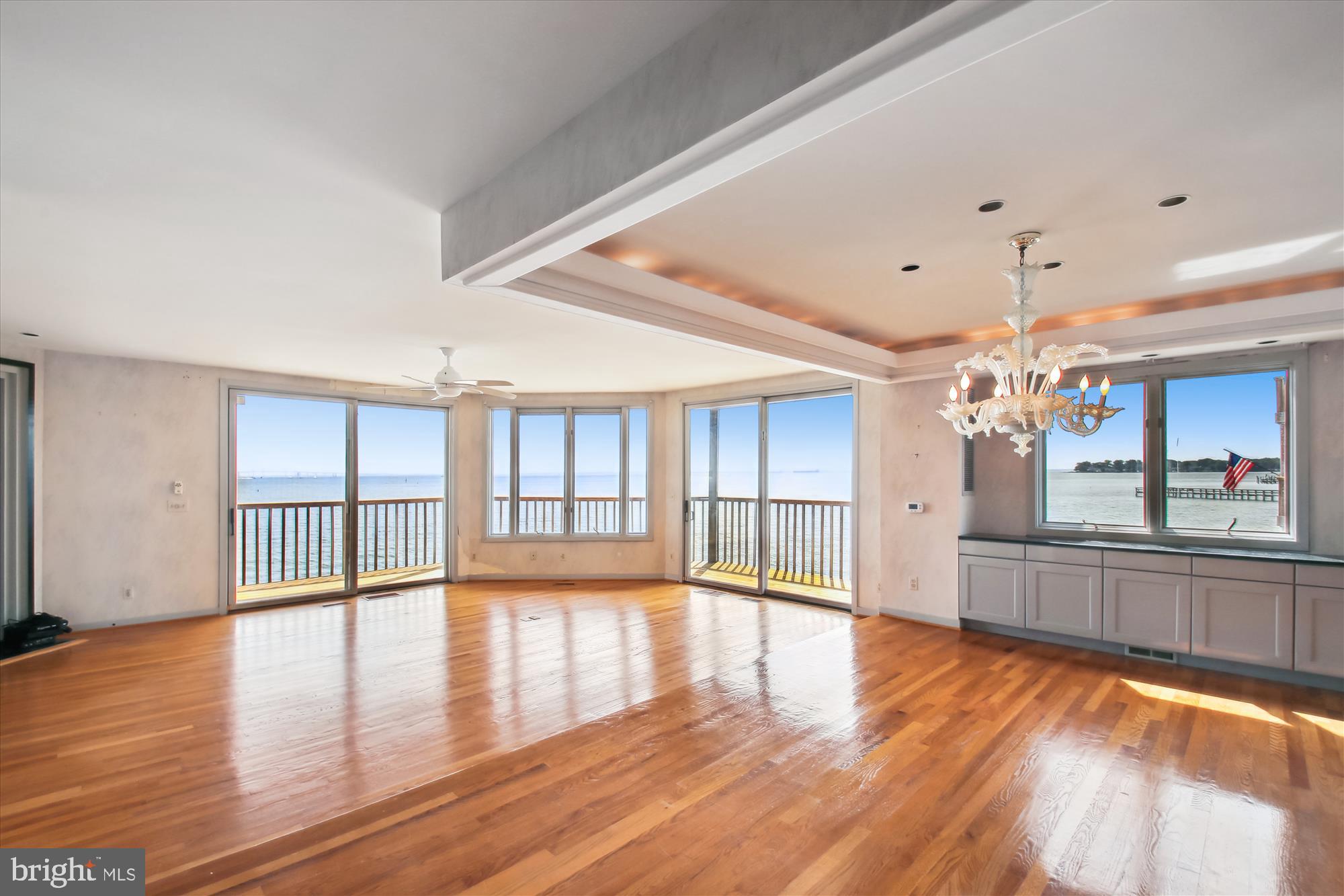 CHESAPEAKE HARBOUR - Residential