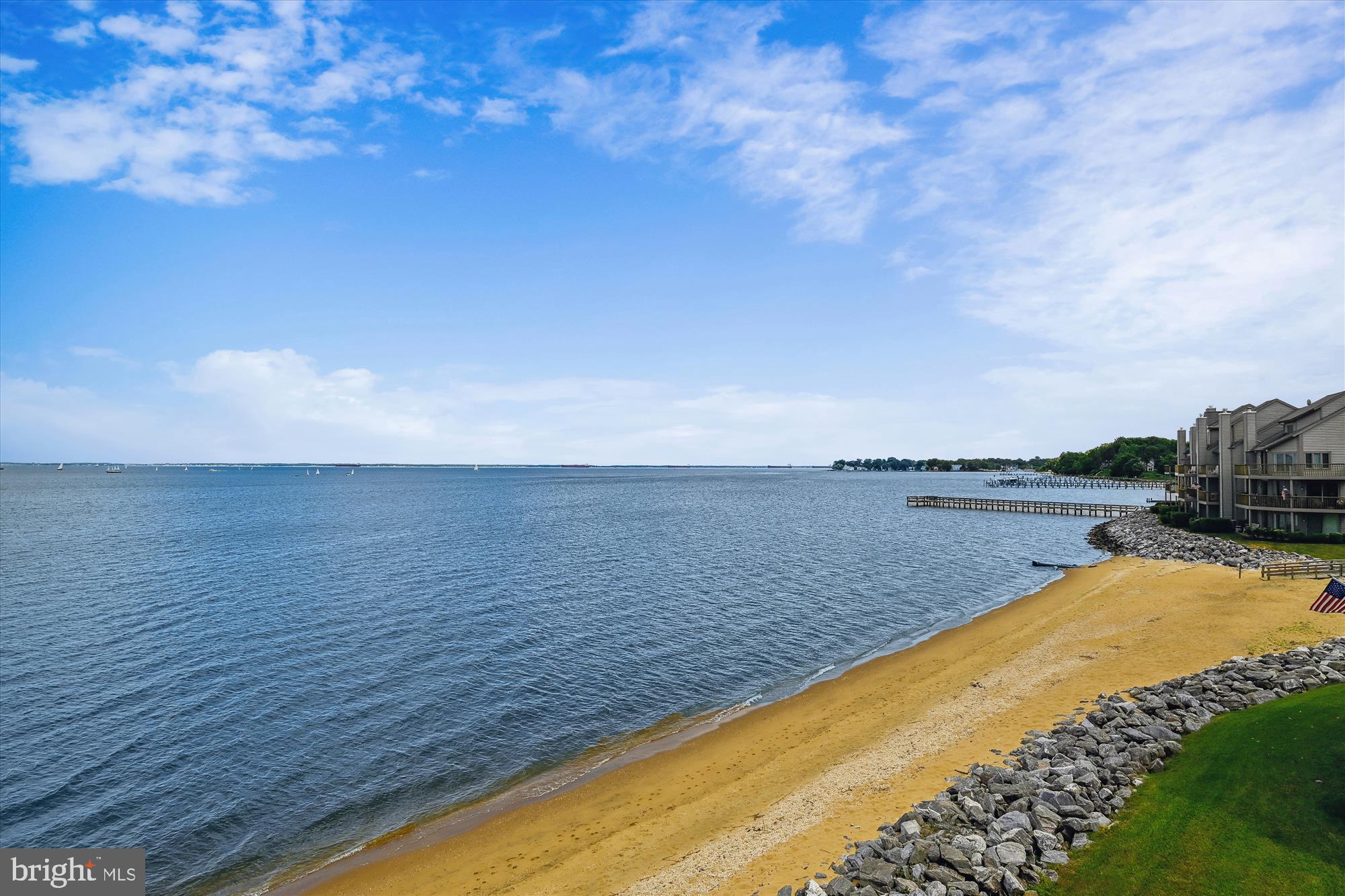 CHESAPEAKE HARBOUR - Residential