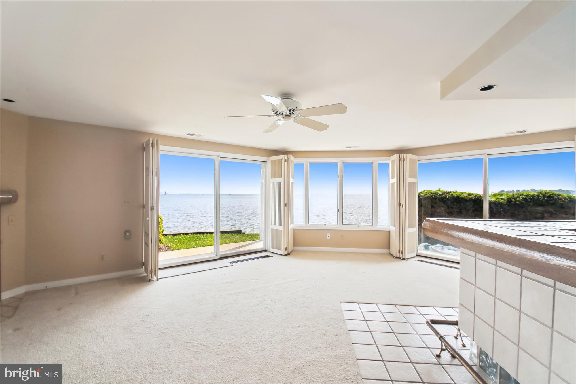 CHESAPEAKE HARBOUR - Residential