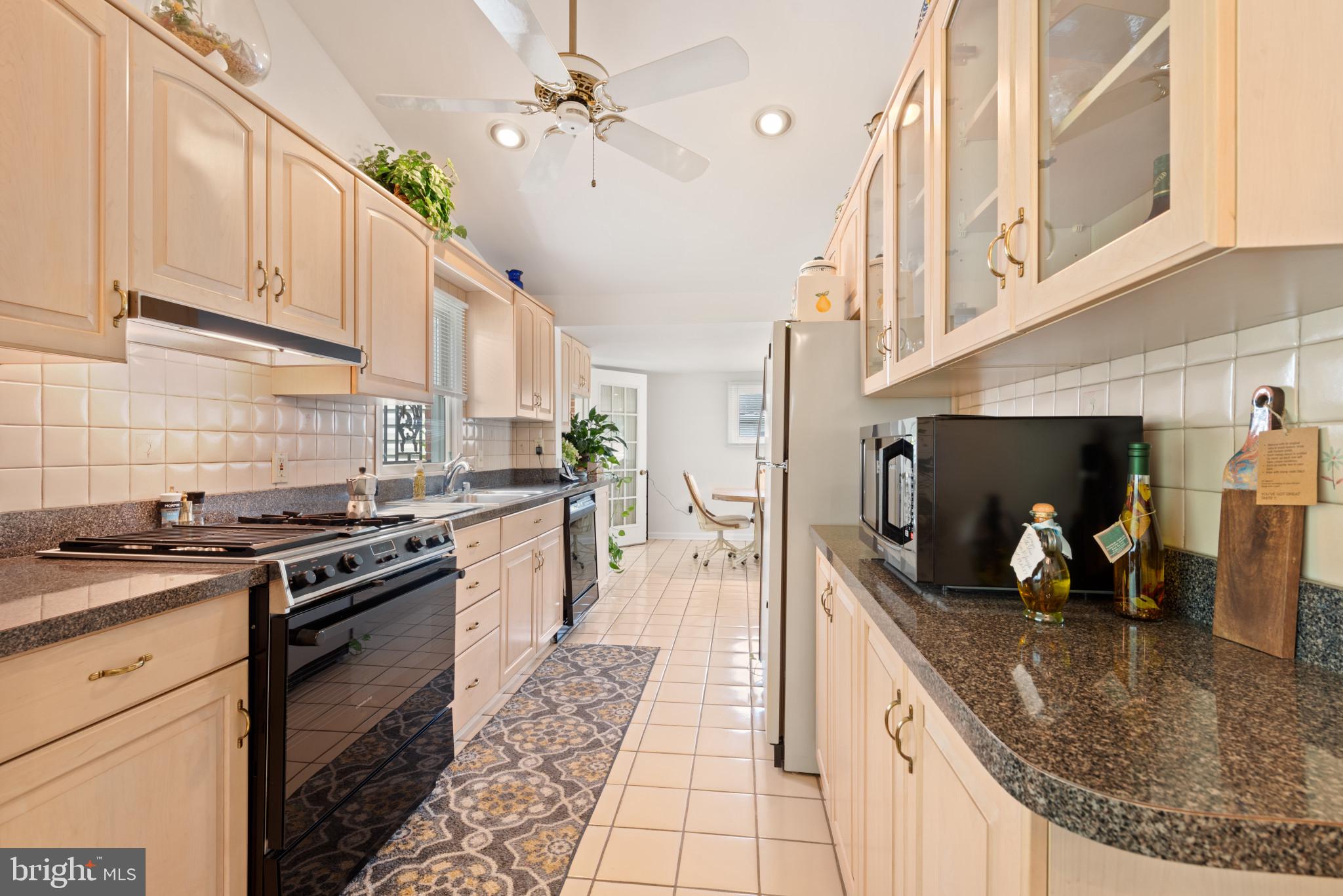 DUNLOGAN - Residential