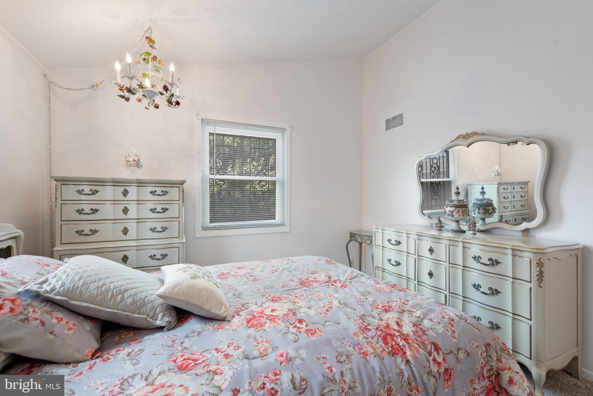 DUNLOGAN - Residential